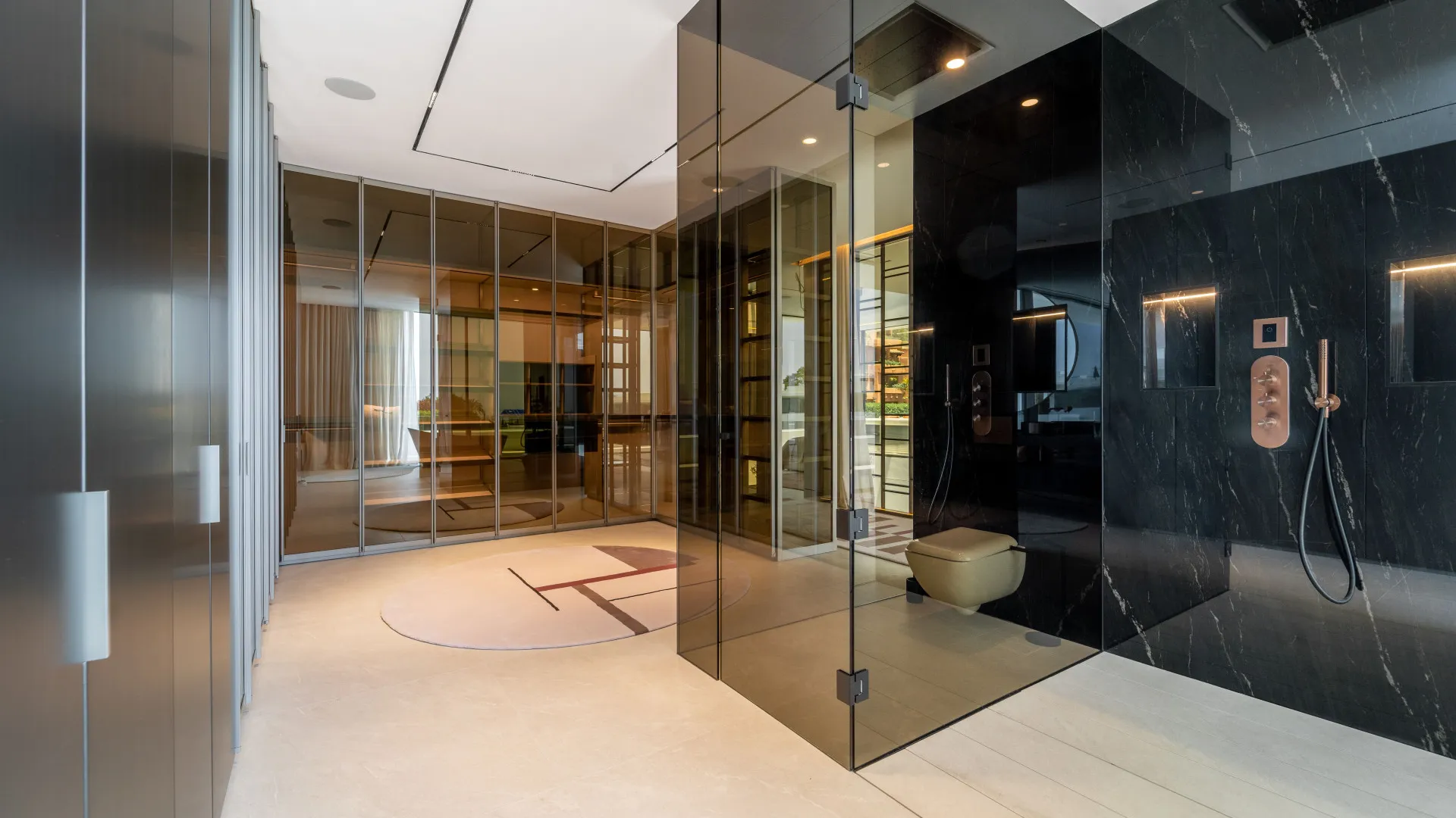 Villa con 5 dormitorios a la venta en Marbella Golden Mile