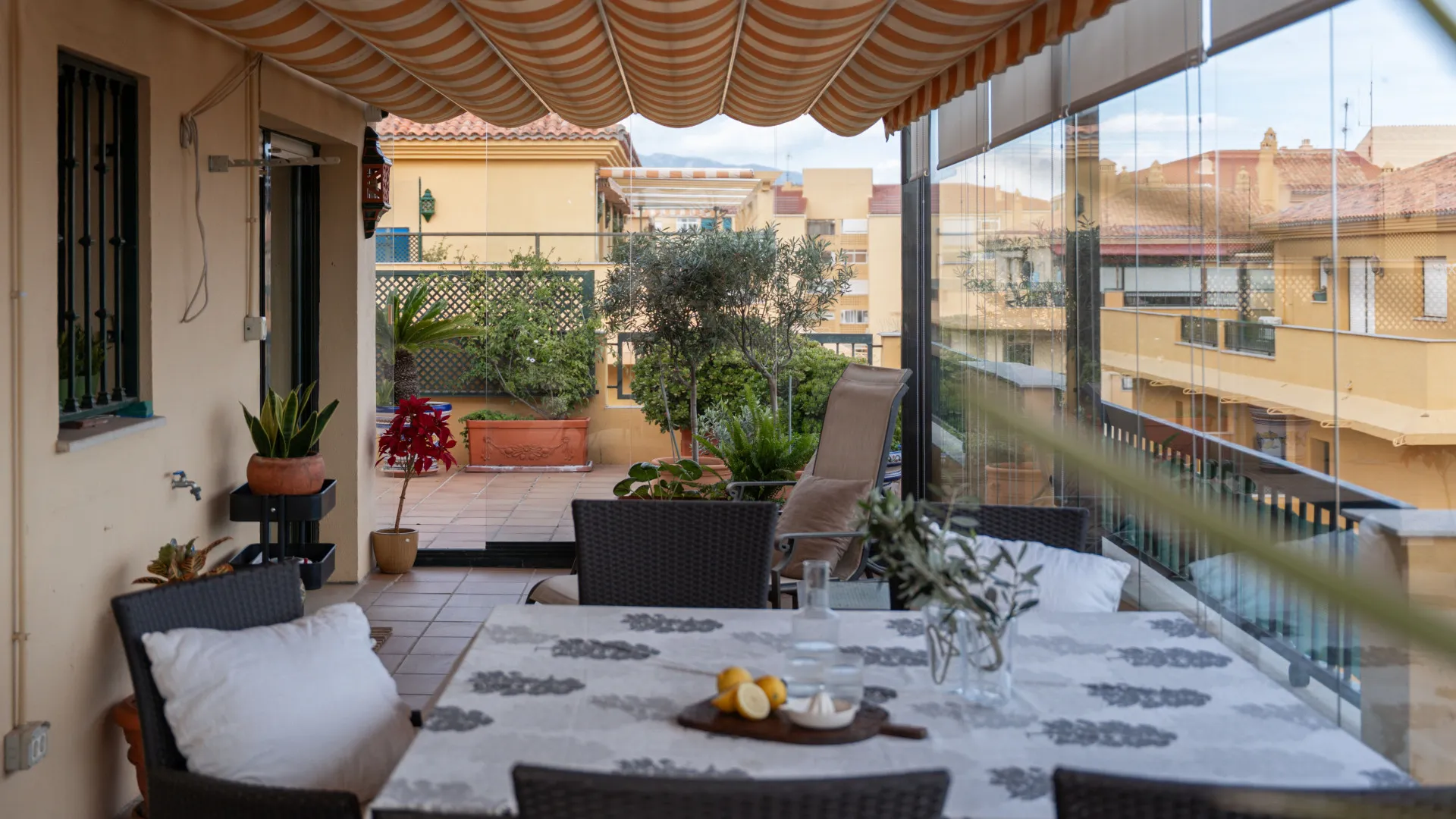 For sale Linda Vista Baja 4 bedrooms penthouse