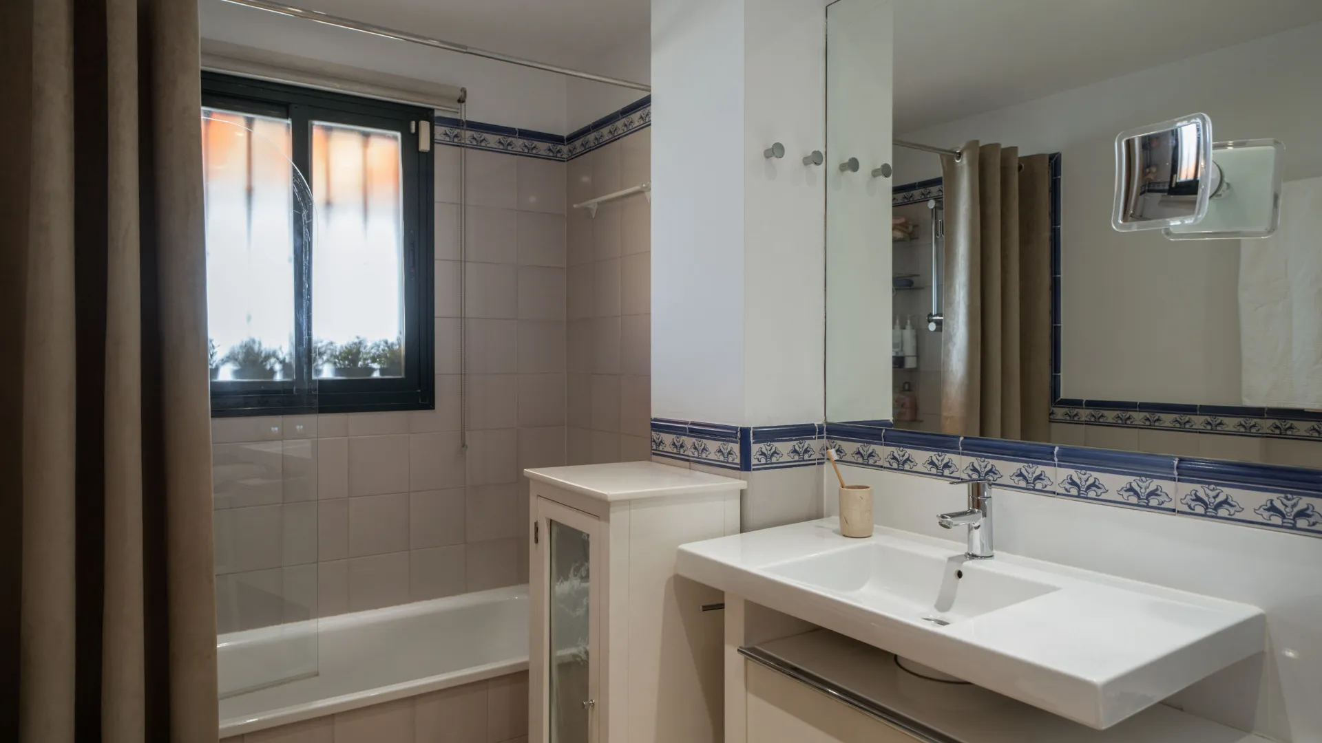 For sale Linda Vista Baja 4 bedrooms penthouse