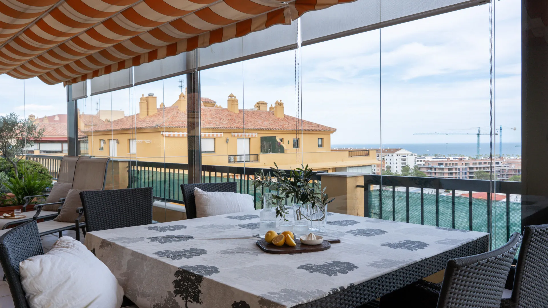 For sale Linda Vista Baja 4 bedrooms penthouse