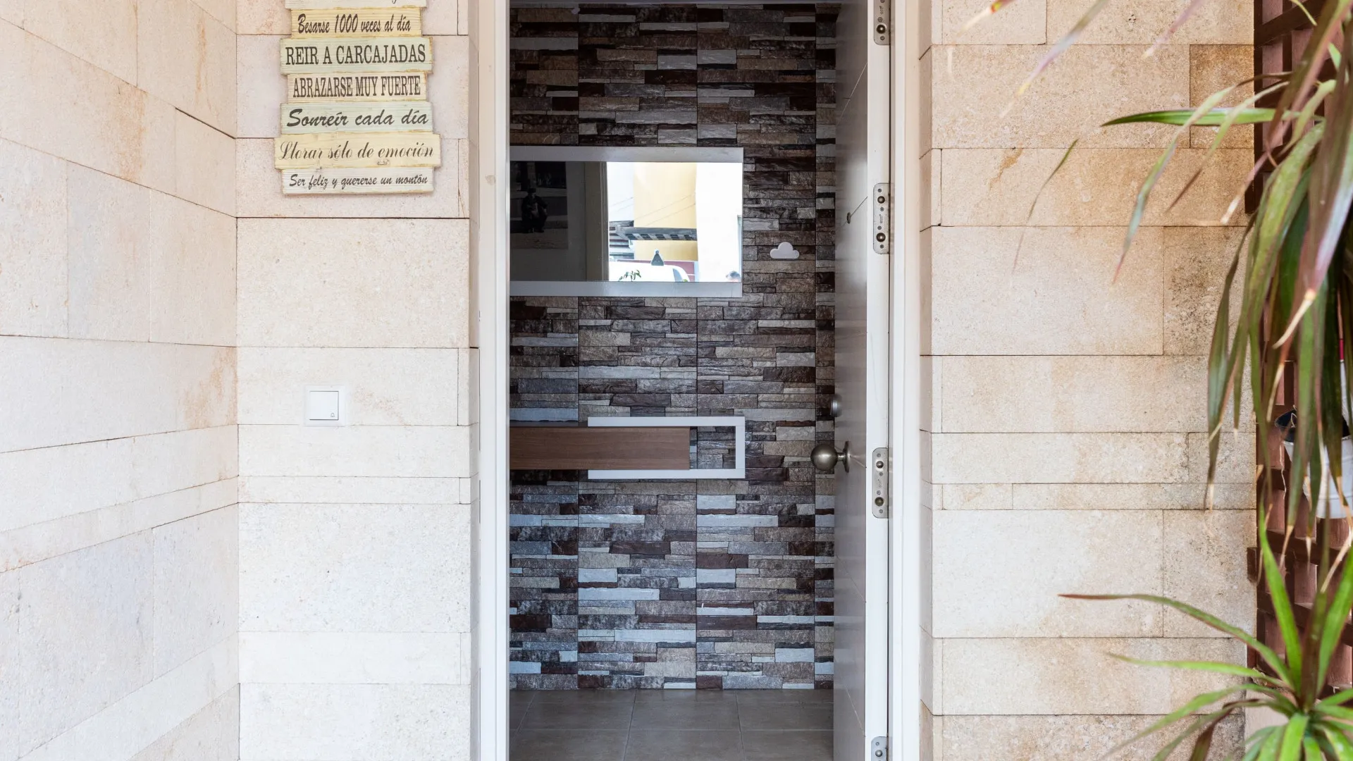 Town house for sale in Cerrado del Aguila with 3 bedrooms