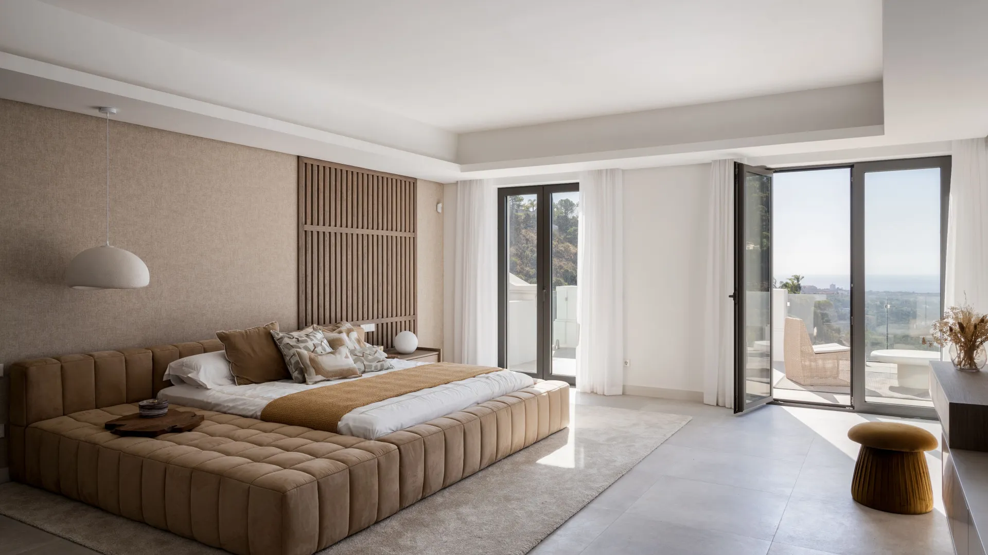 For sale El Madroñal 5 bedrooms villa