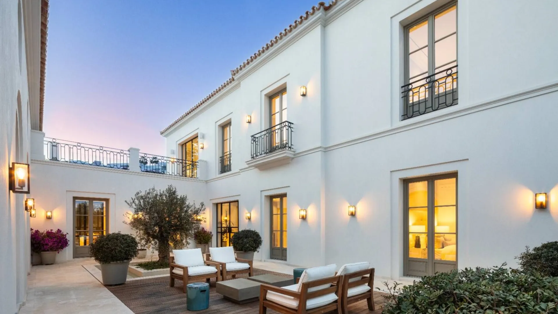 La Cerquilla 6 bedrooms villa for sale