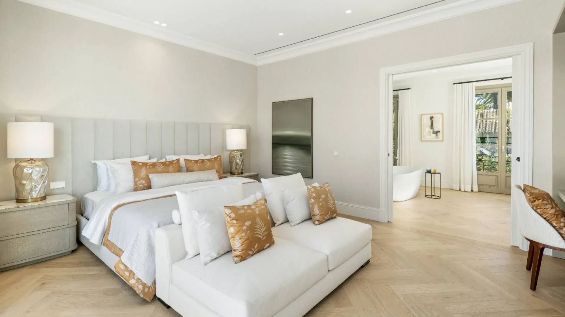 La Cerquilla 6 bedrooms villa for sale