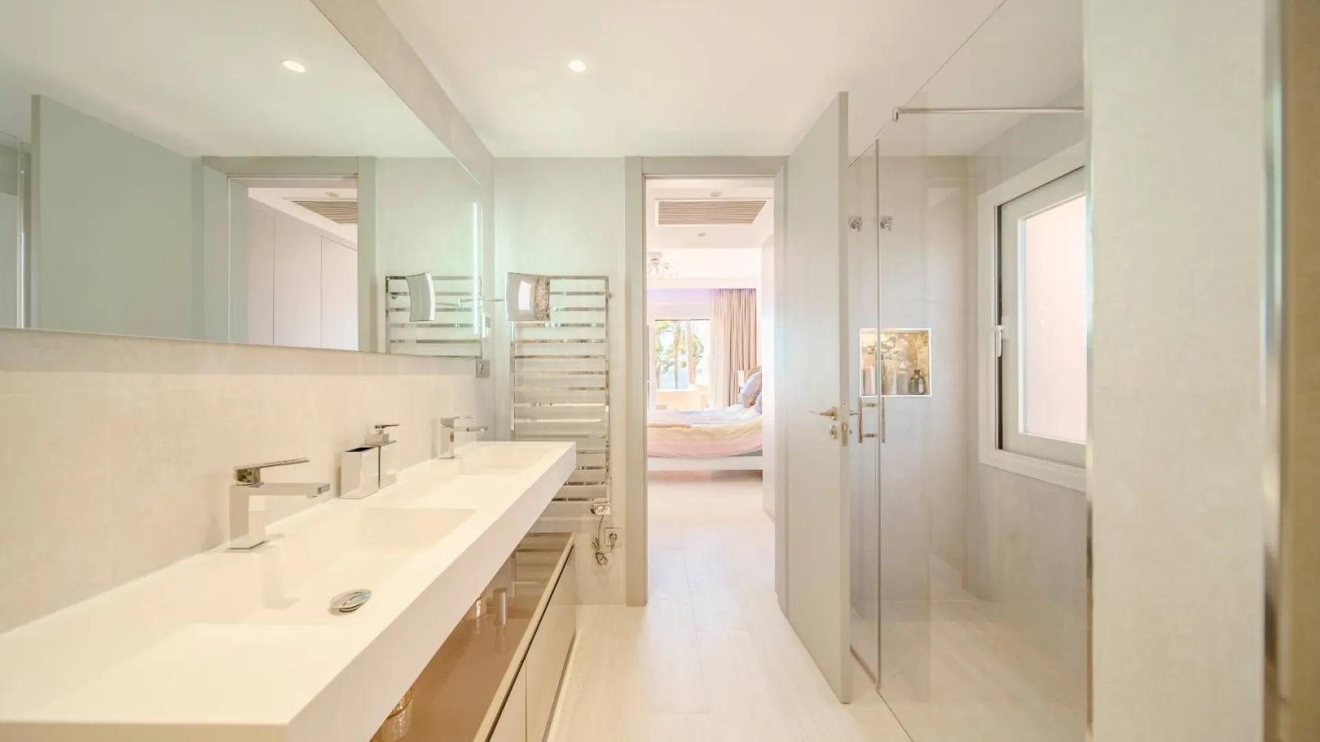 3 bedrooms Menara Beach duplex penthouse for sale