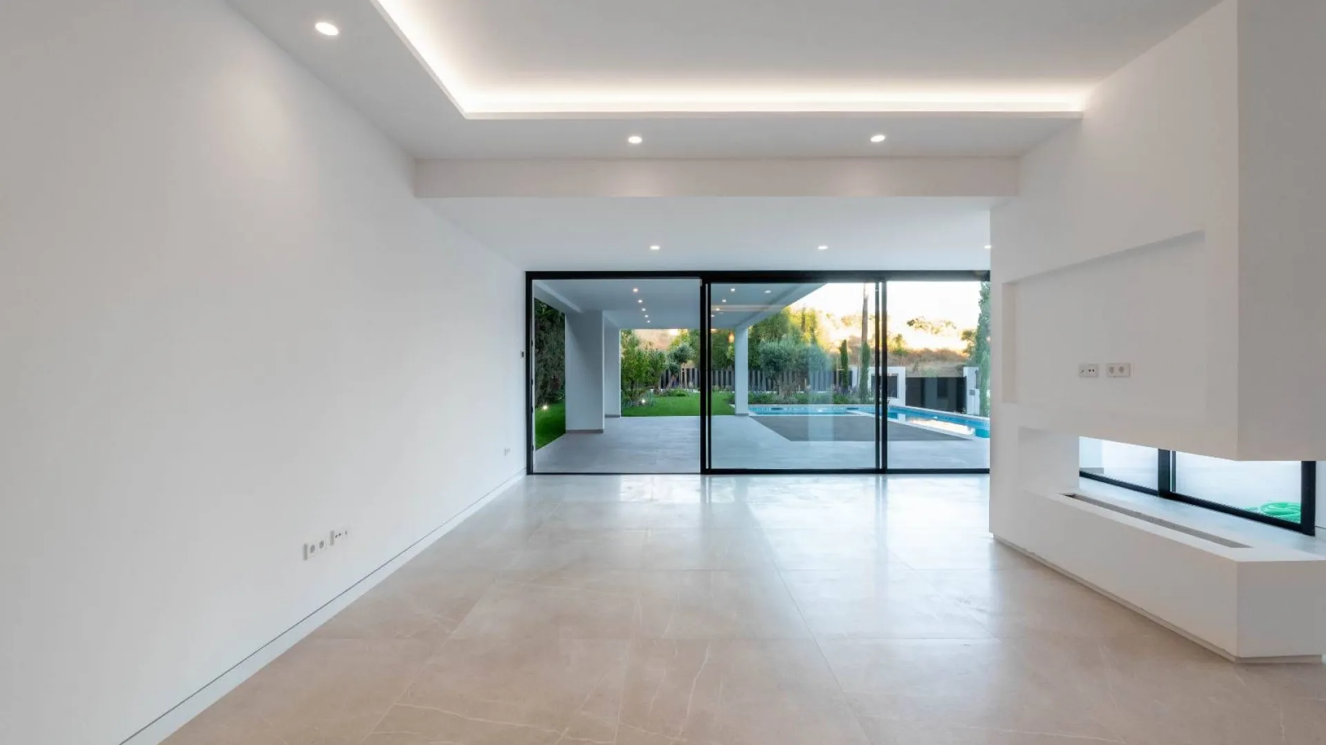 Benahavis villa for sale