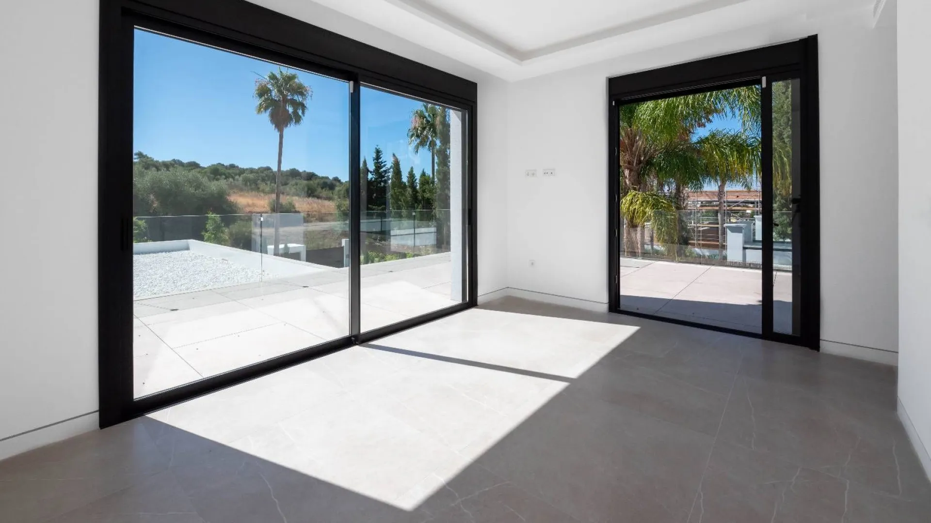 Benahavis villa for sale
