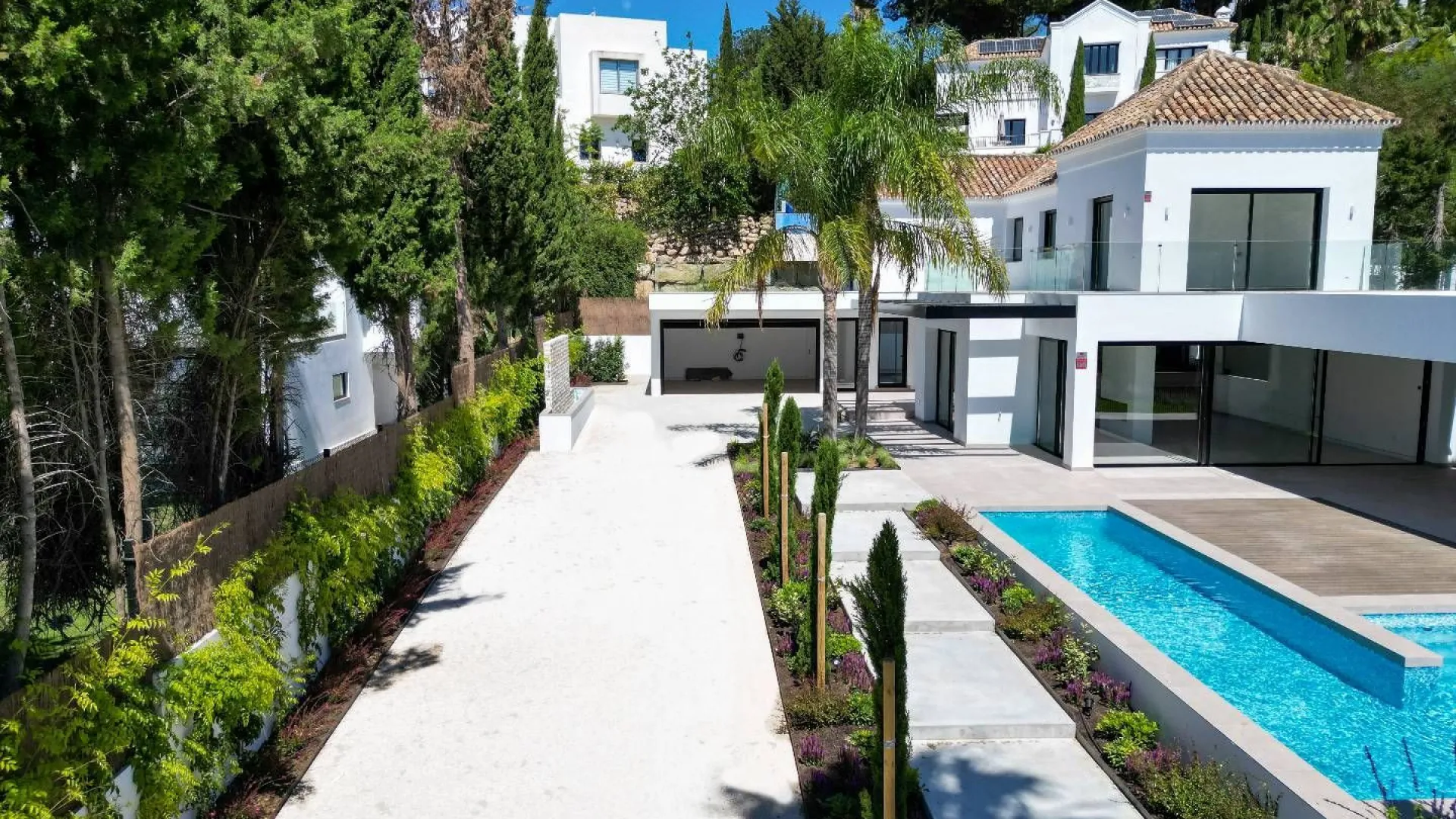 Benahavis villa for sale