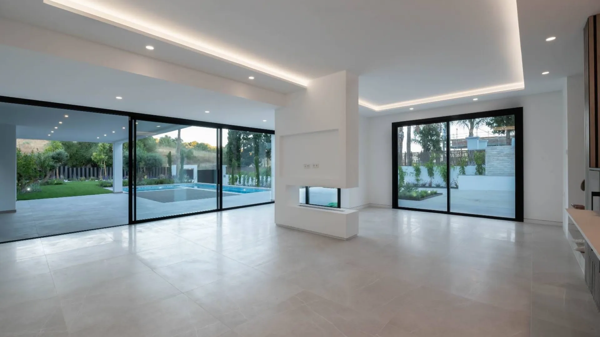 Benahavis villa for sale