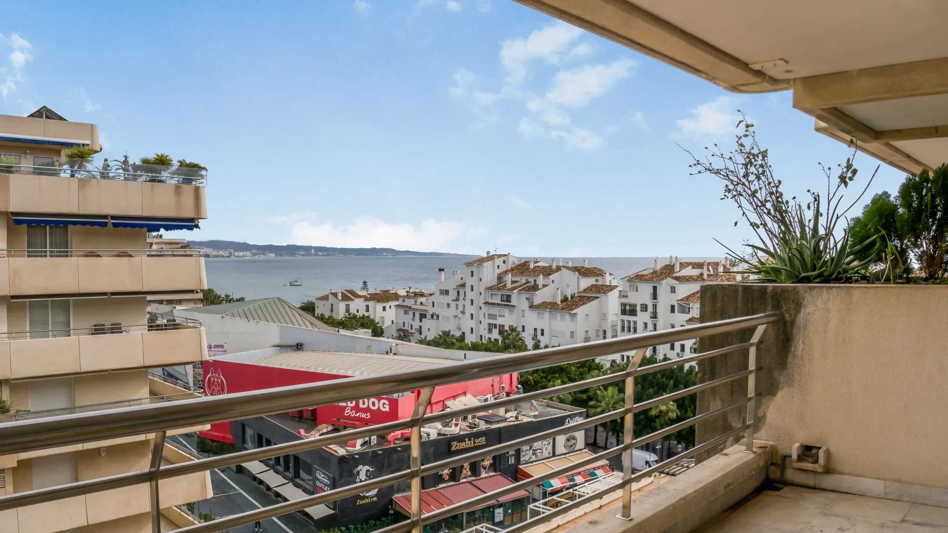 For sale apartment with 1 bedroom in Marbella - Puerto Banus