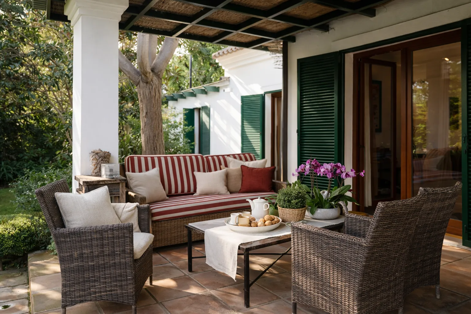 For sale Sotogrande Costa Central 5 bedrooms villa