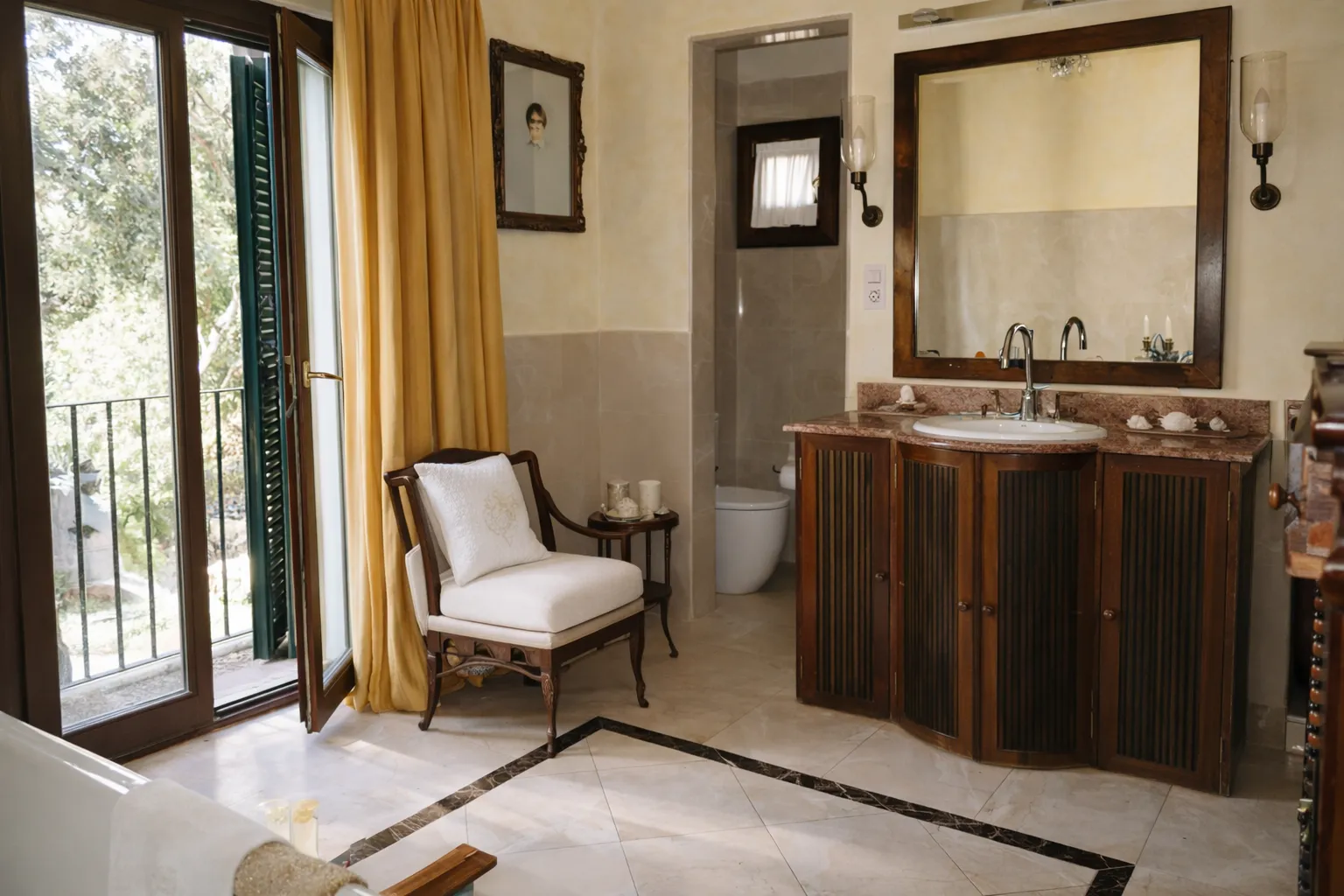 For sale Sotogrande Costa Central 5 bedrooms villa