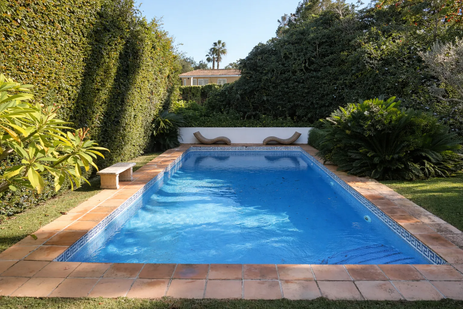 For sale Sotogrande Costa Central 5 bedrooms villa