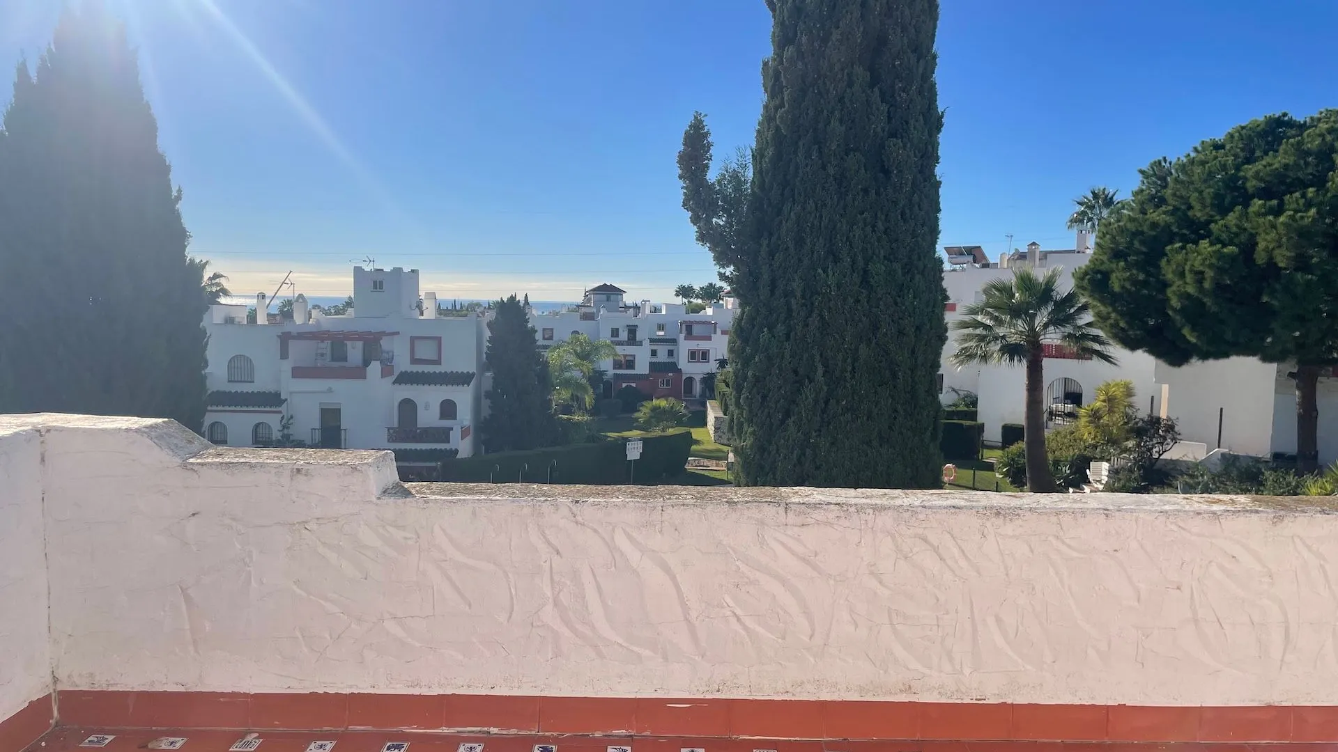 Estepona Este, adosado de 4 dormitorios en venta