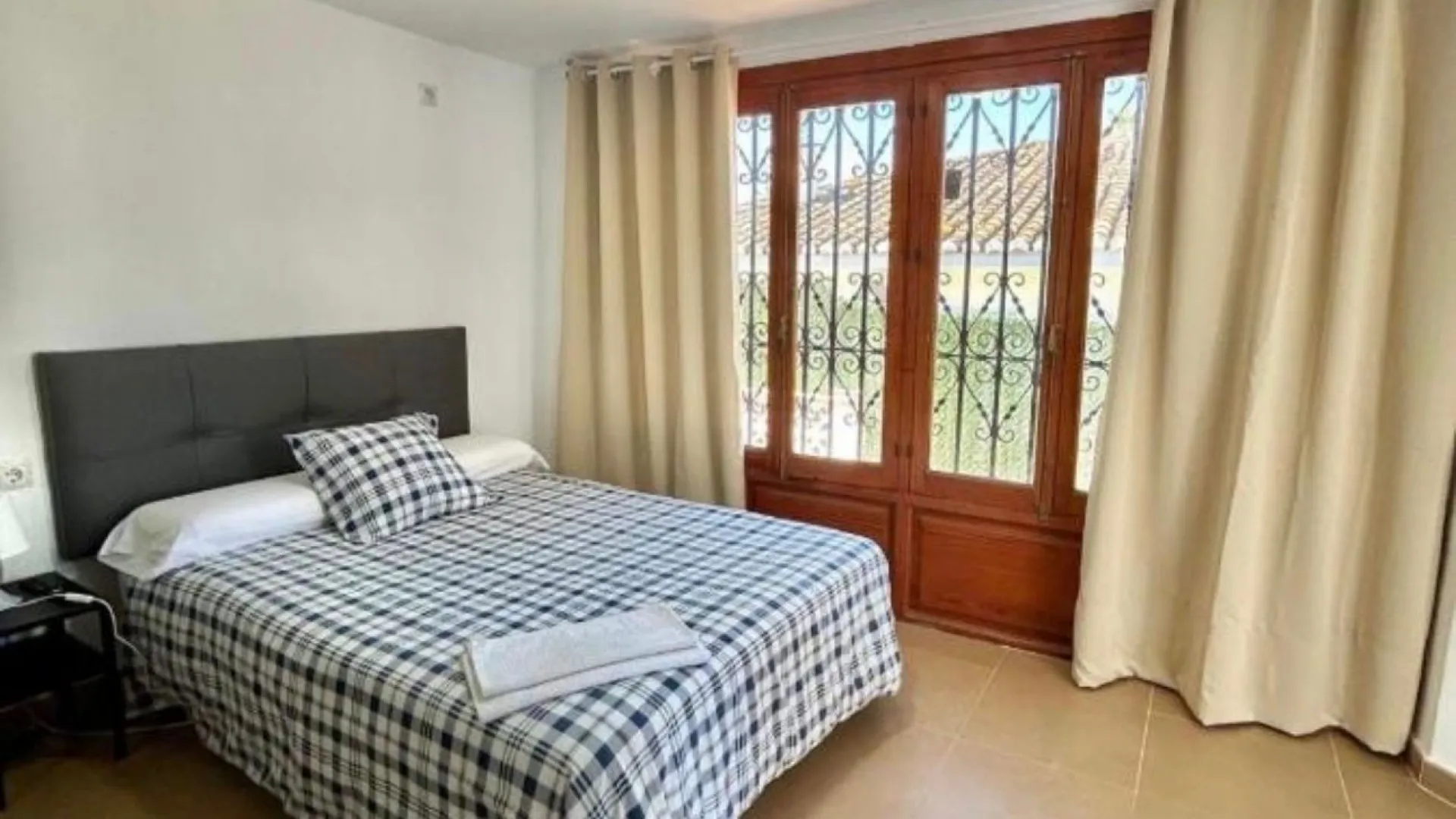 Unique building for sale in Malaga - Este