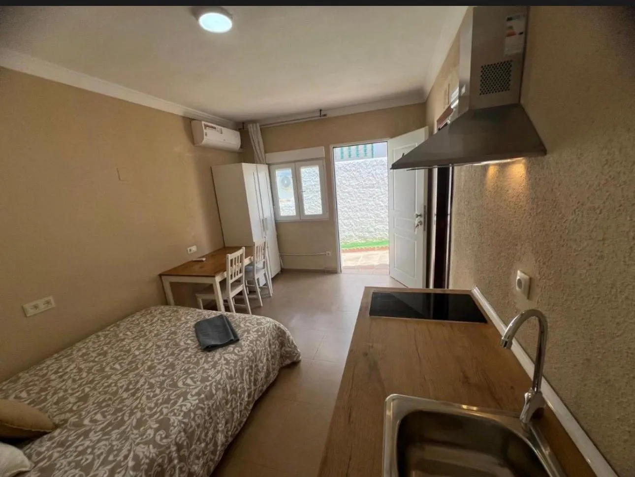 Unique building for sale in Malaga - Este