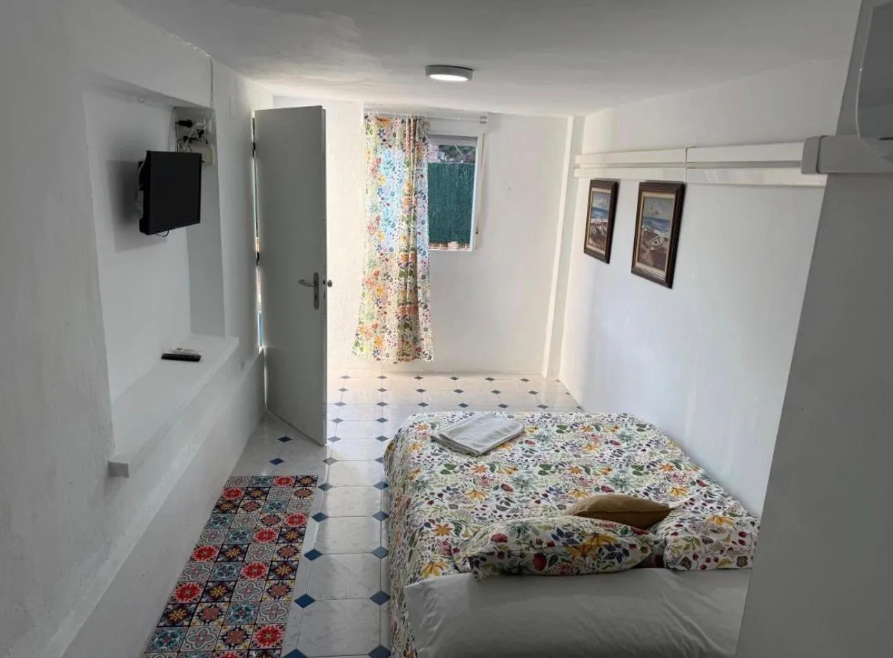 Unique building for sale in Malaga - Este