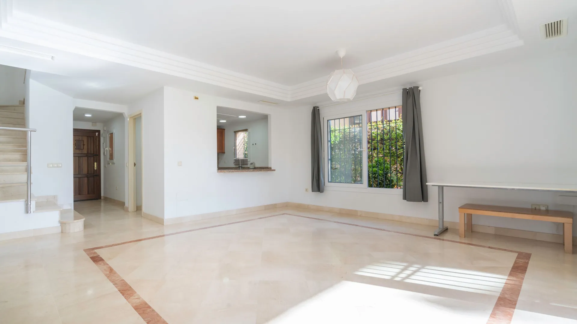 Pareado en venta con 3 dormitorios en Riviera del Sol