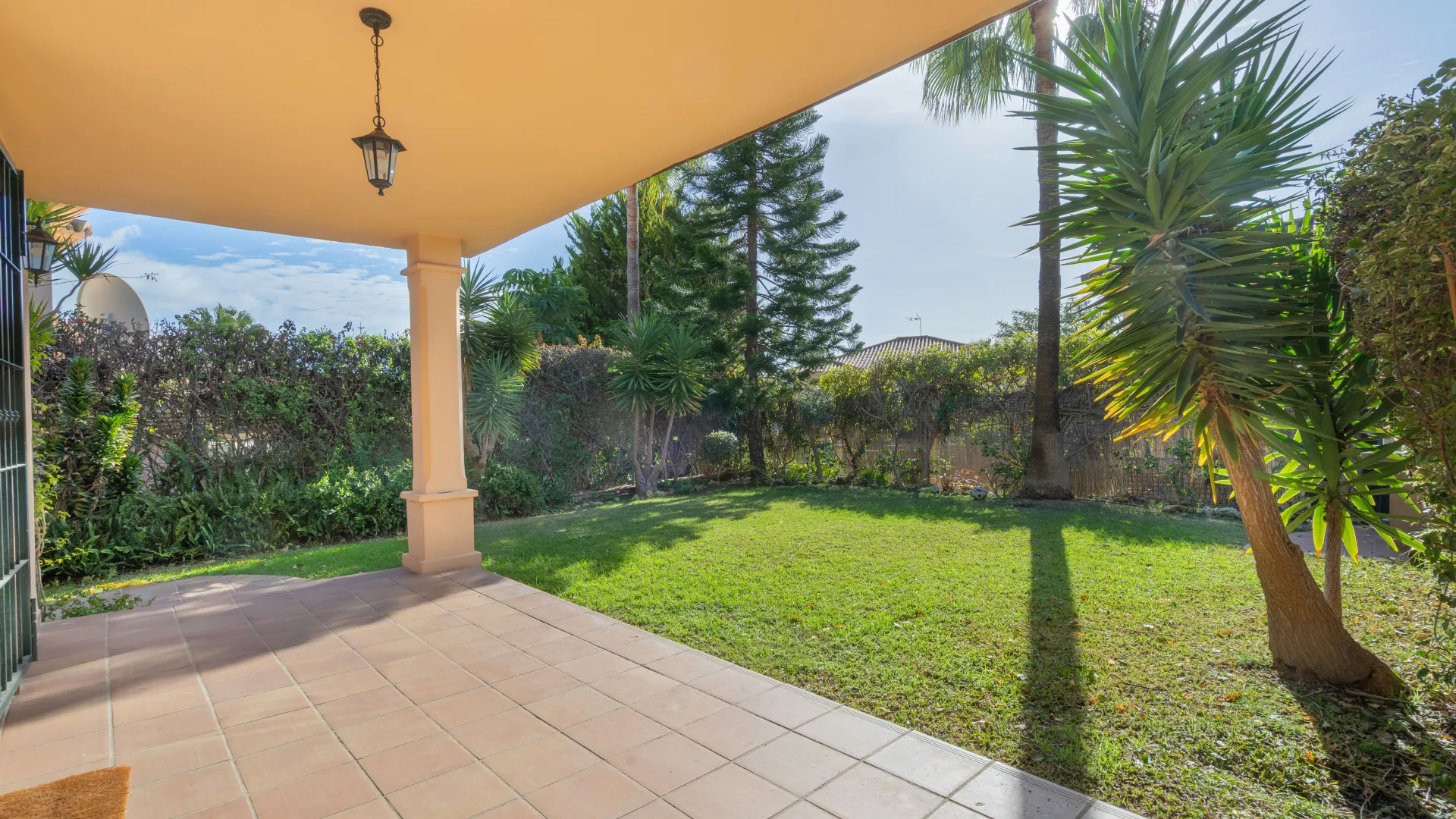 Pareado en venta con 3 dormitorios en Riviera del Sol