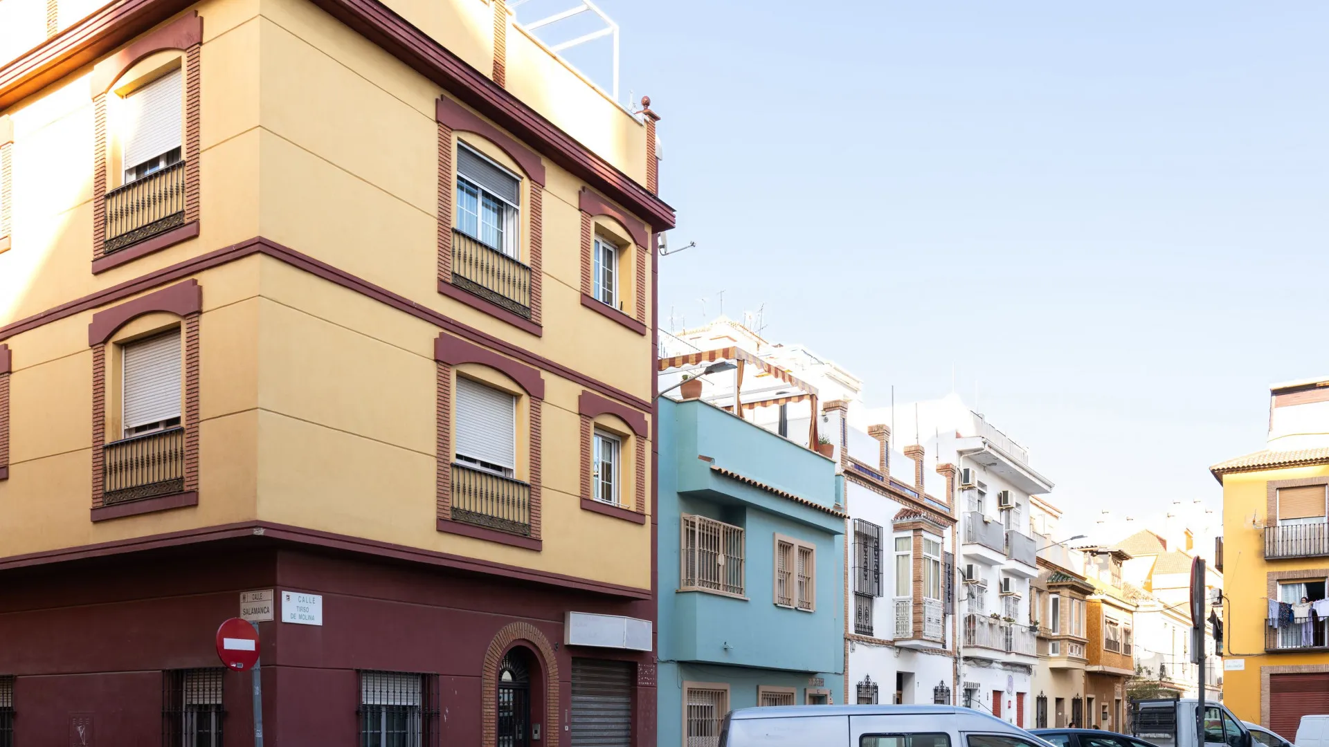 Se vende adosado de 6 dormitorios en Malaga