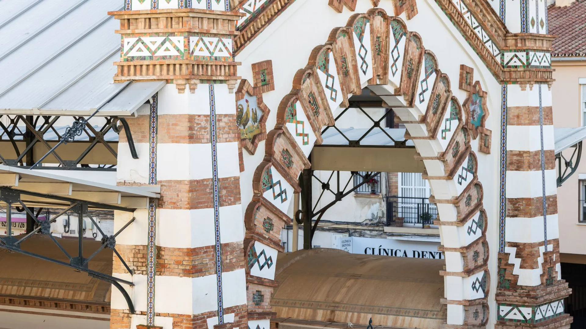 Se vende adosado de 6 dormitorios en Malaga