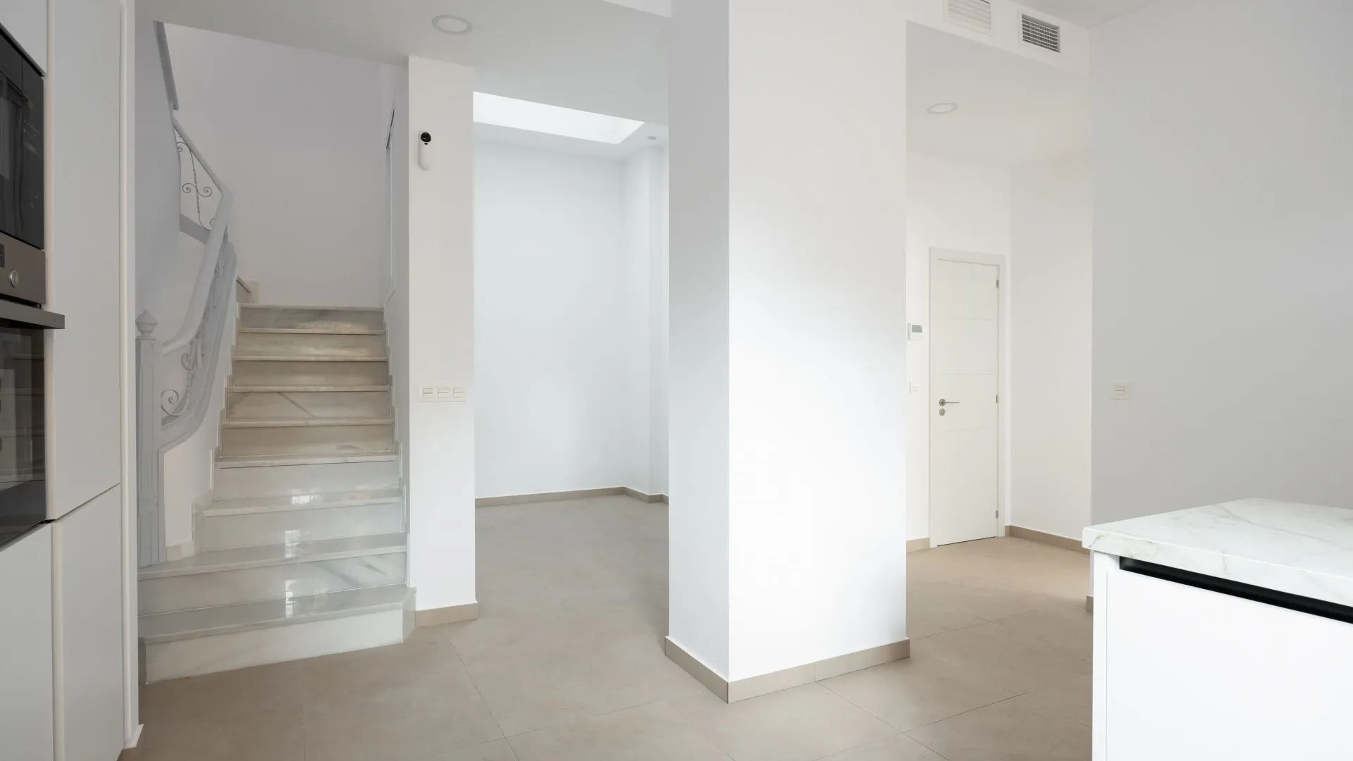 Se vende adosado de 6 dormitorios en Malaga