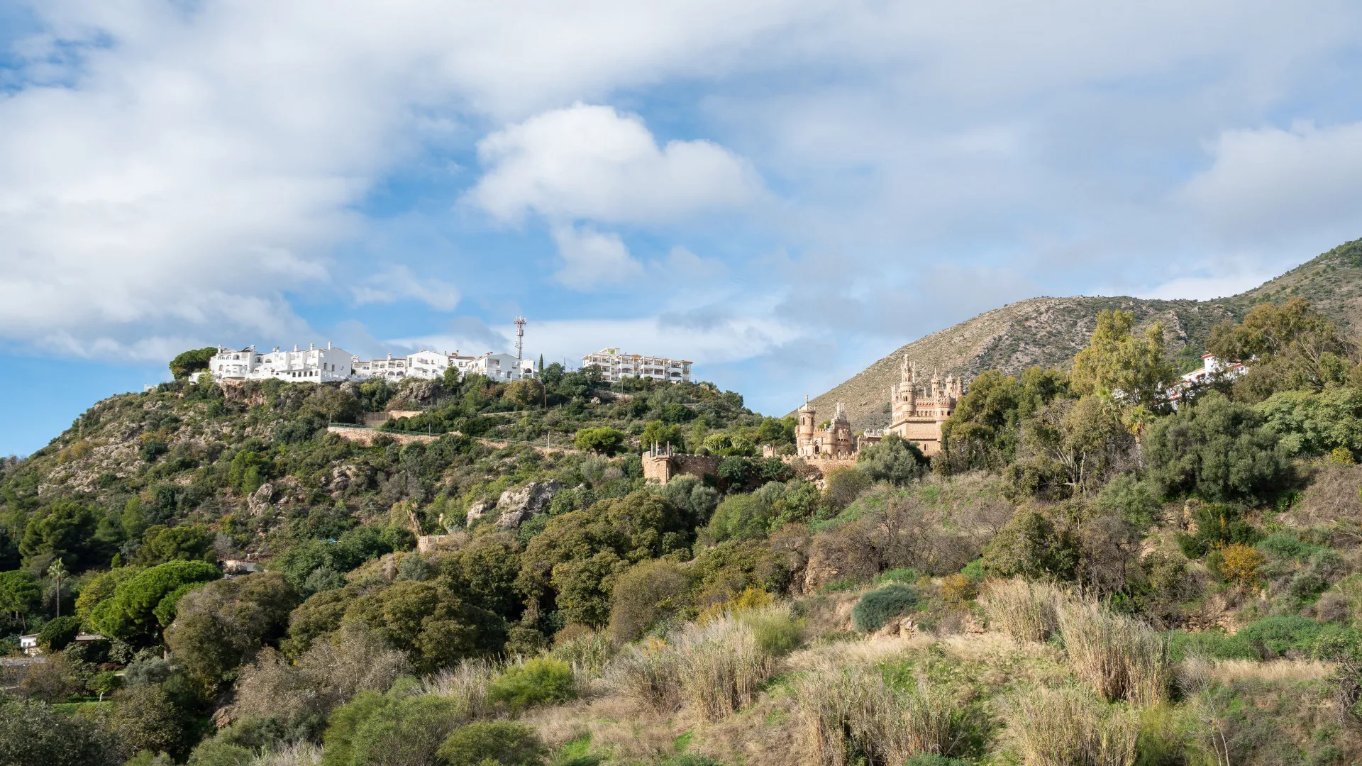 Semi detached house for sale in Benalmadena Pueblo