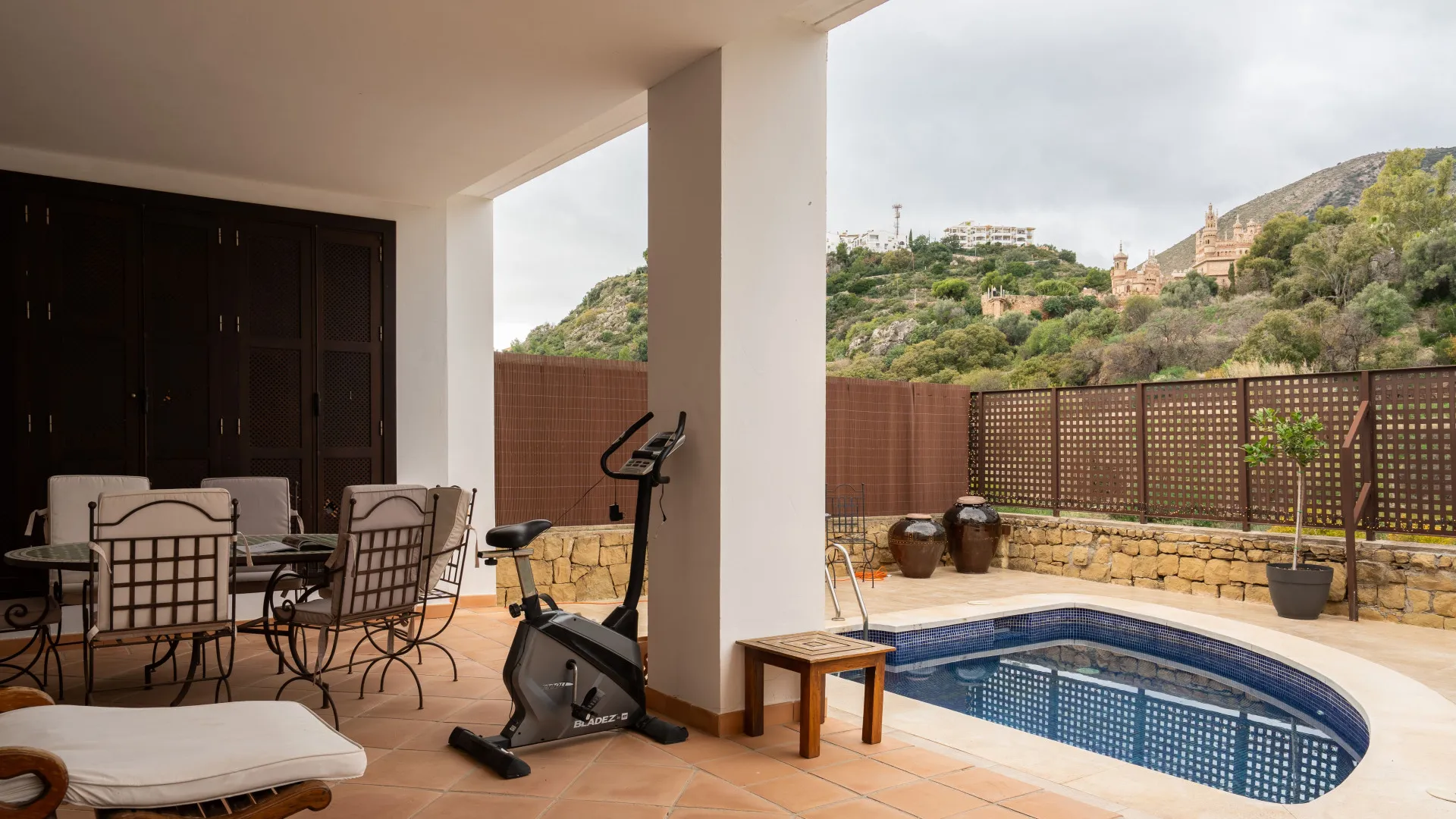 Semi detached house for sale in Benalmadena Pueblo