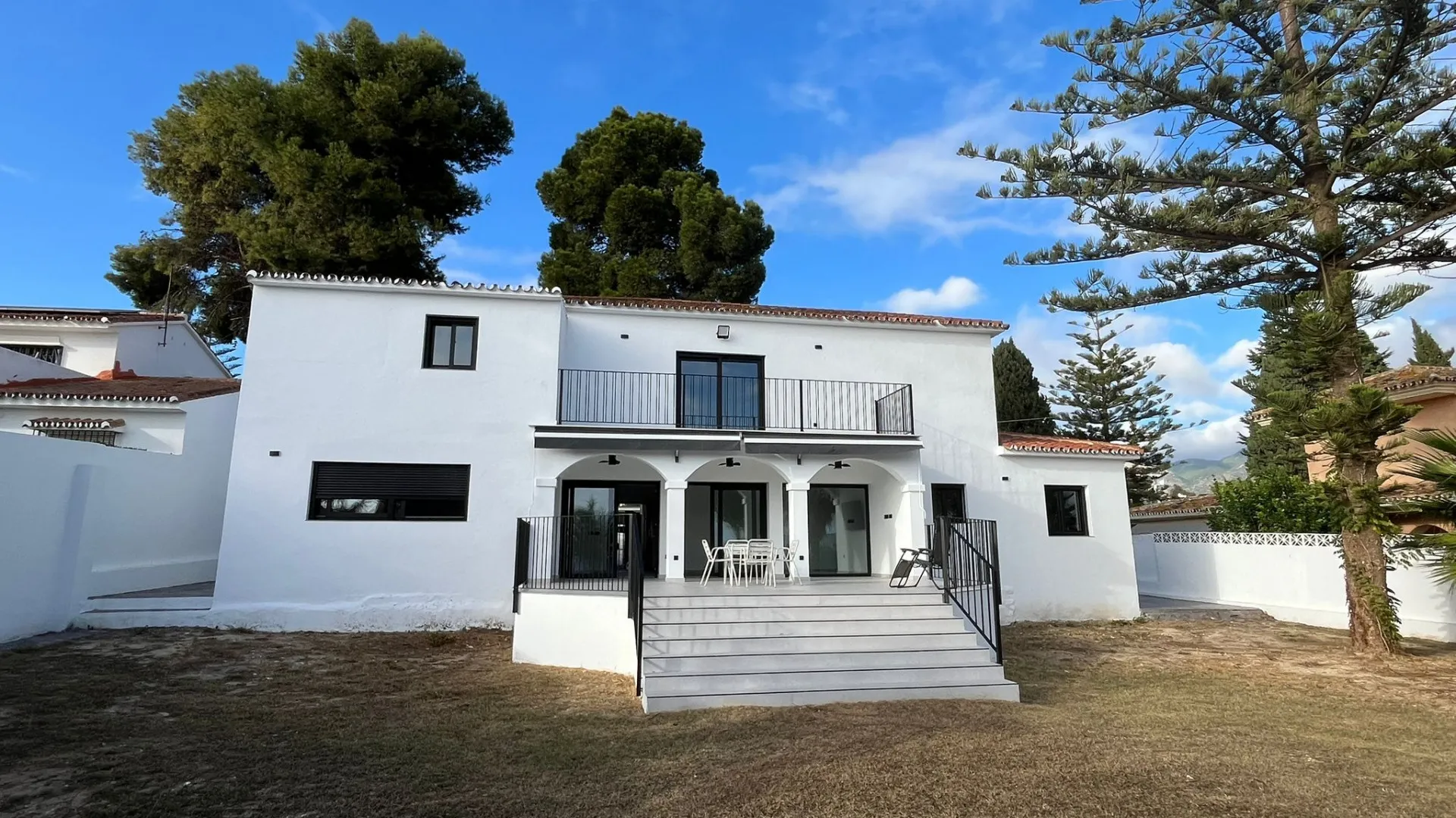 For sale El Coto 5 bedrooms villa