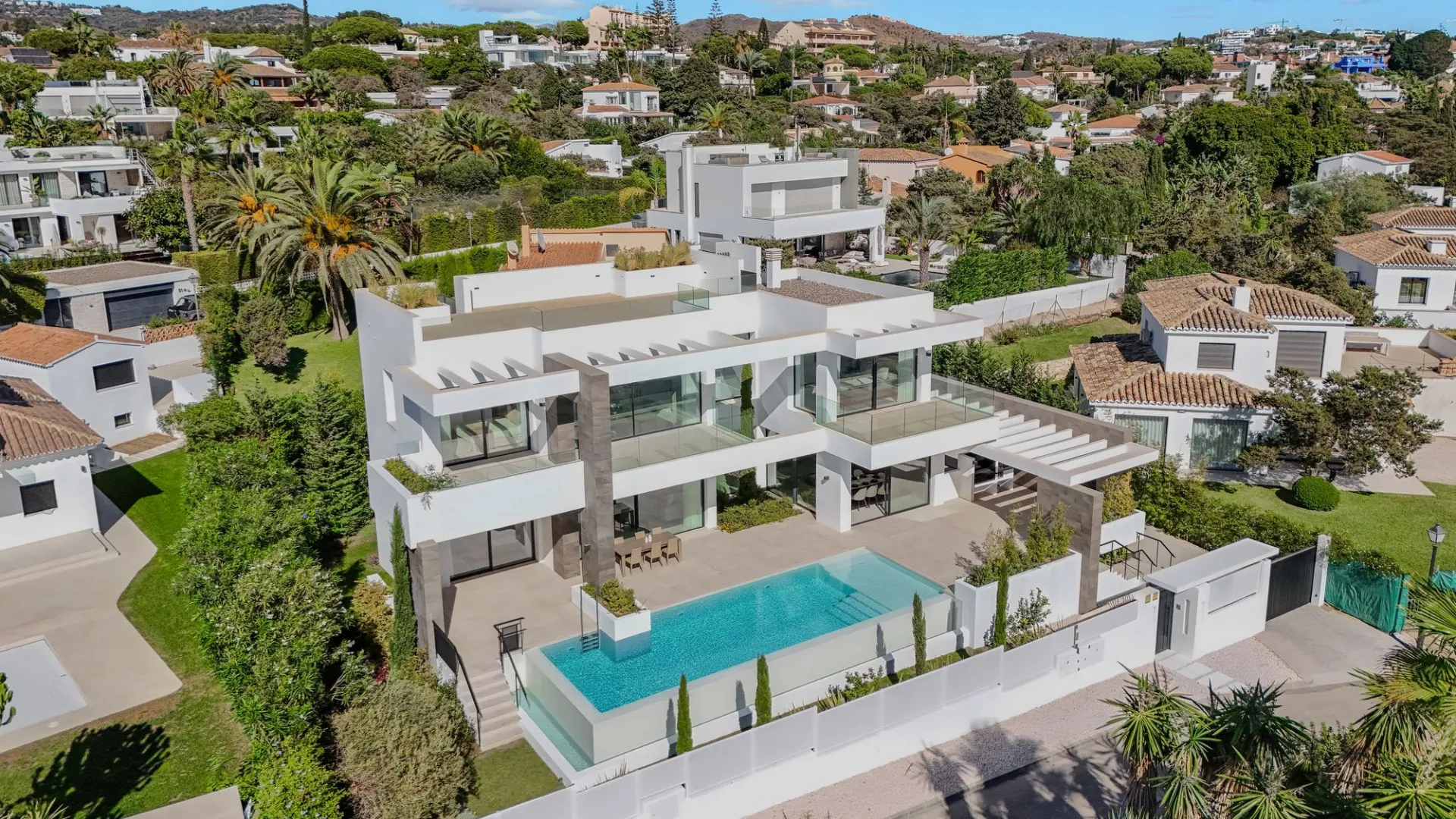 Villa en venta en Marbesa de 5 dormitorios