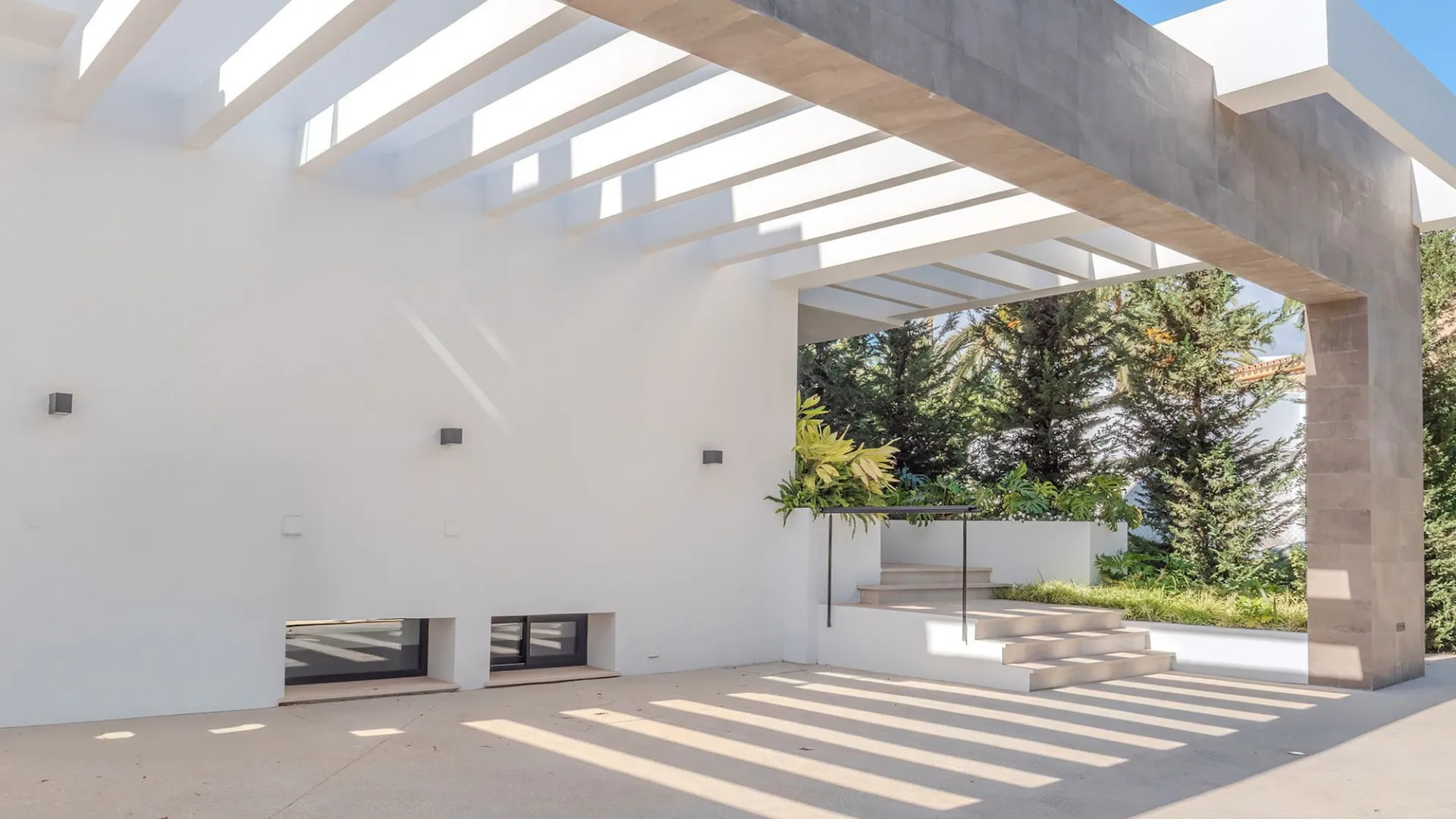 Villa en venta en Marbesa de 5 dormitorios