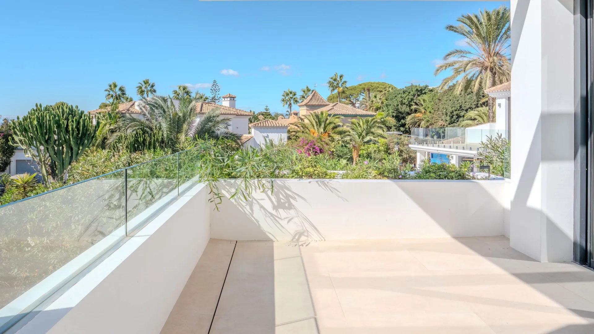 Villa en venta en Marbesa de 5 dormitorios