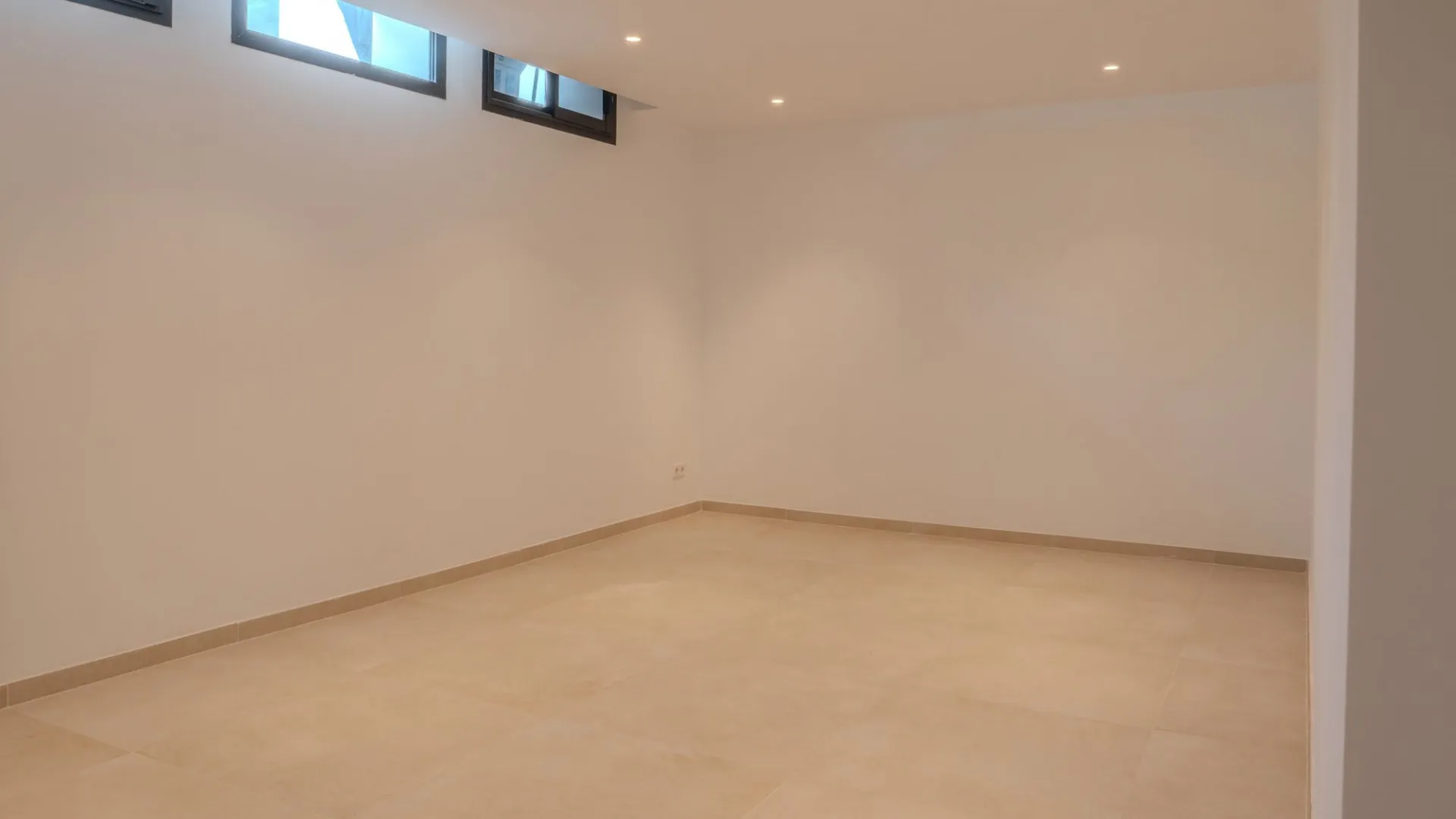 Villa en venta en Marbesa de 5 dormitorios