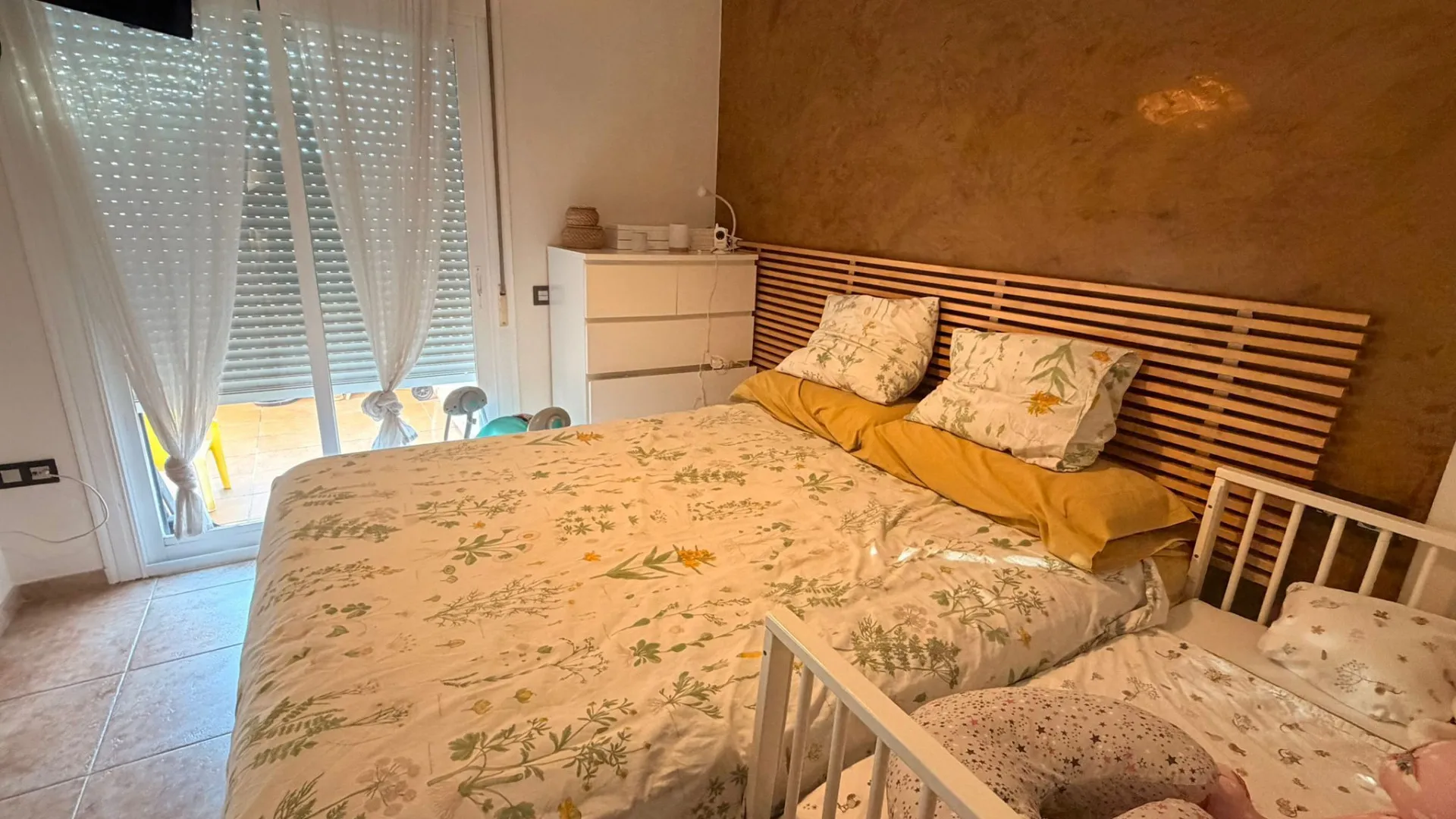 Las Lagunas apartment for sale