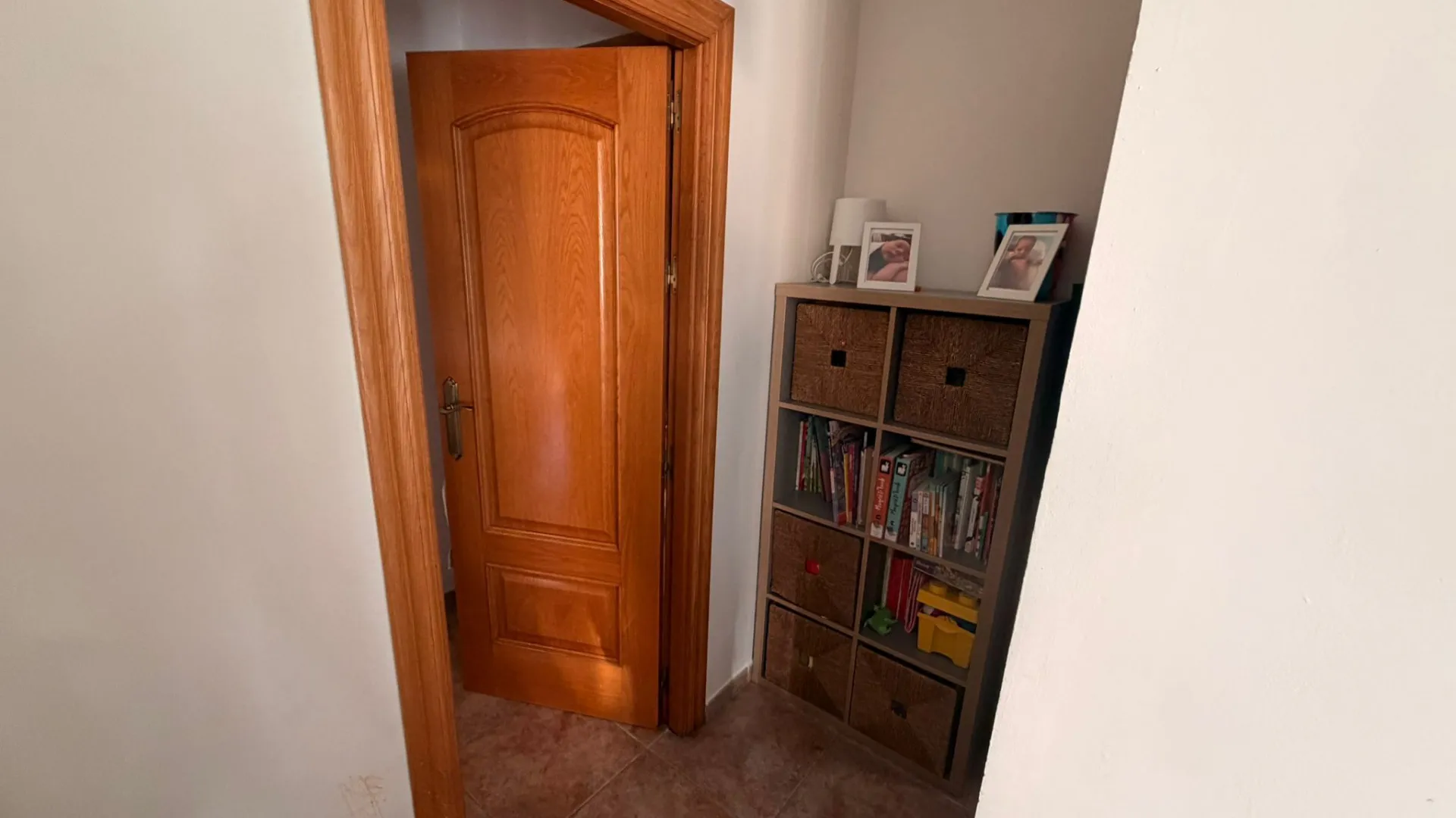 Las Lagunas apartment for sale