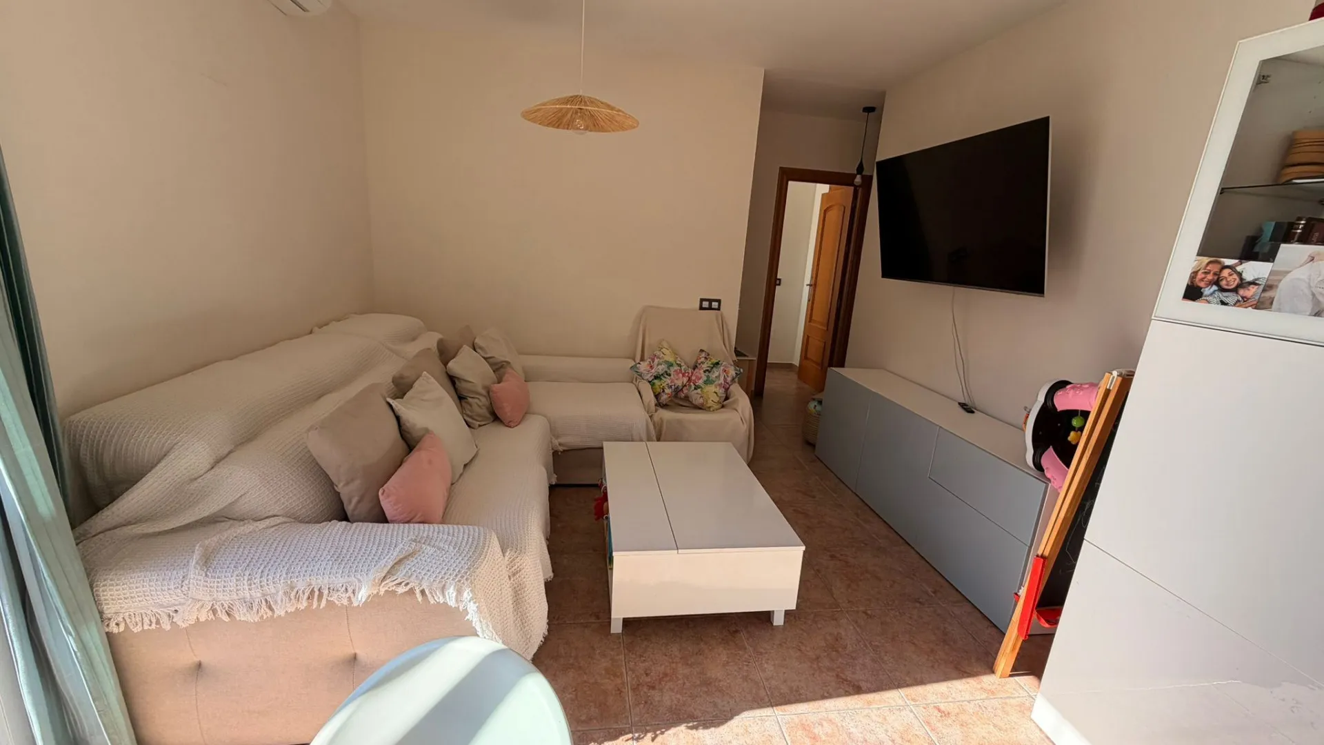 Las Lagunas apartment for sale