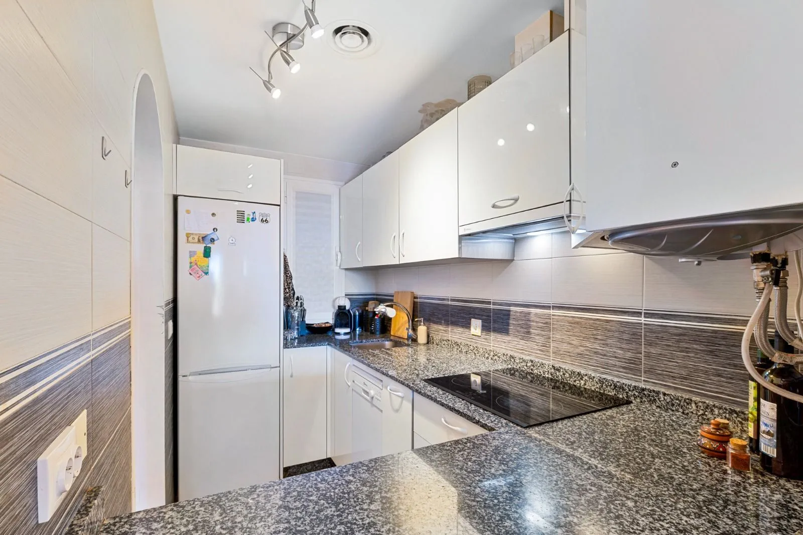 Buy apartment in Benalmadena