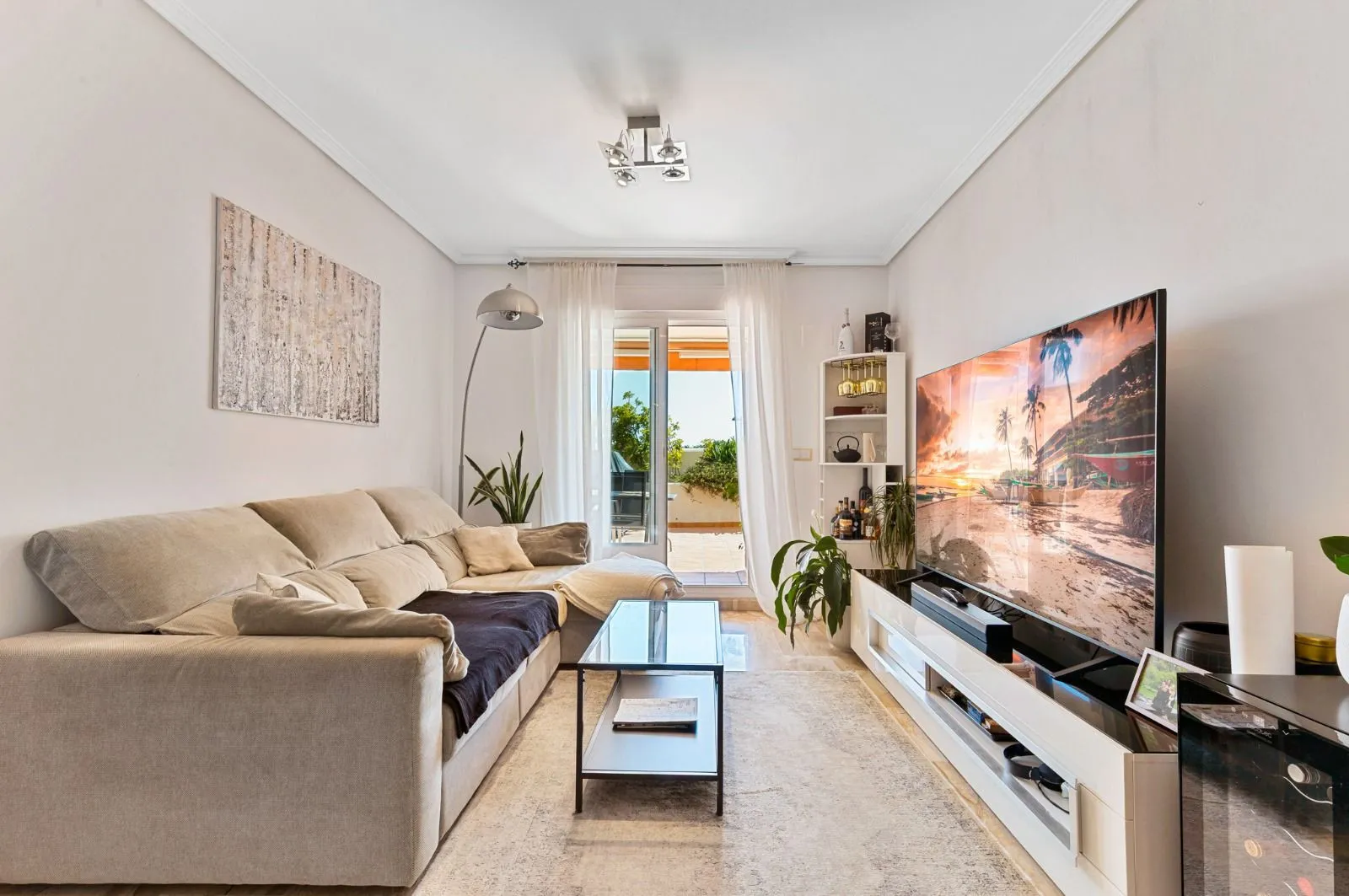 Buy apartment in Benalmadena