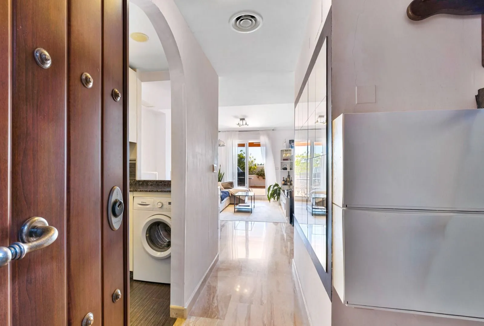 Buy apartment in Benalmadena