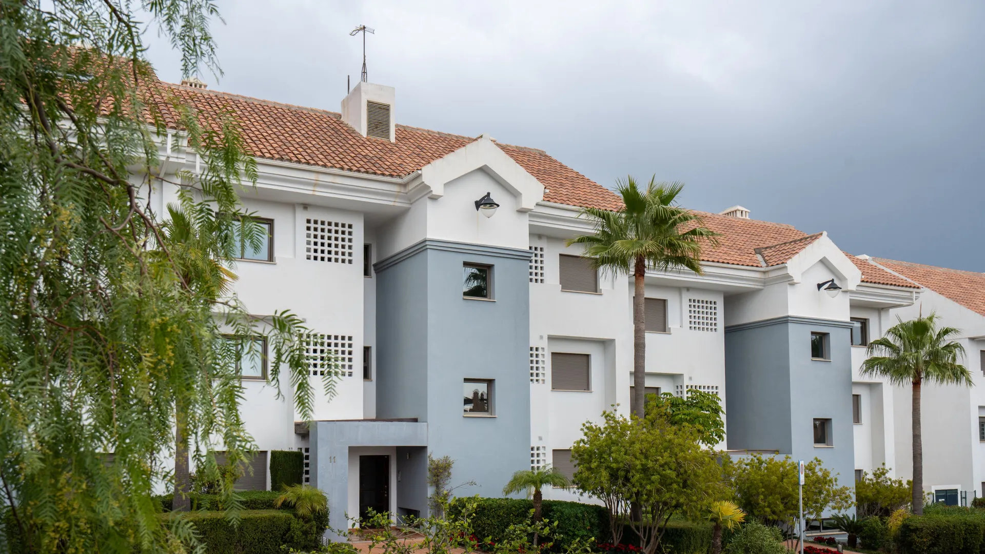 Comprar atico duplex con 2 dormitorios en Mijas Costa