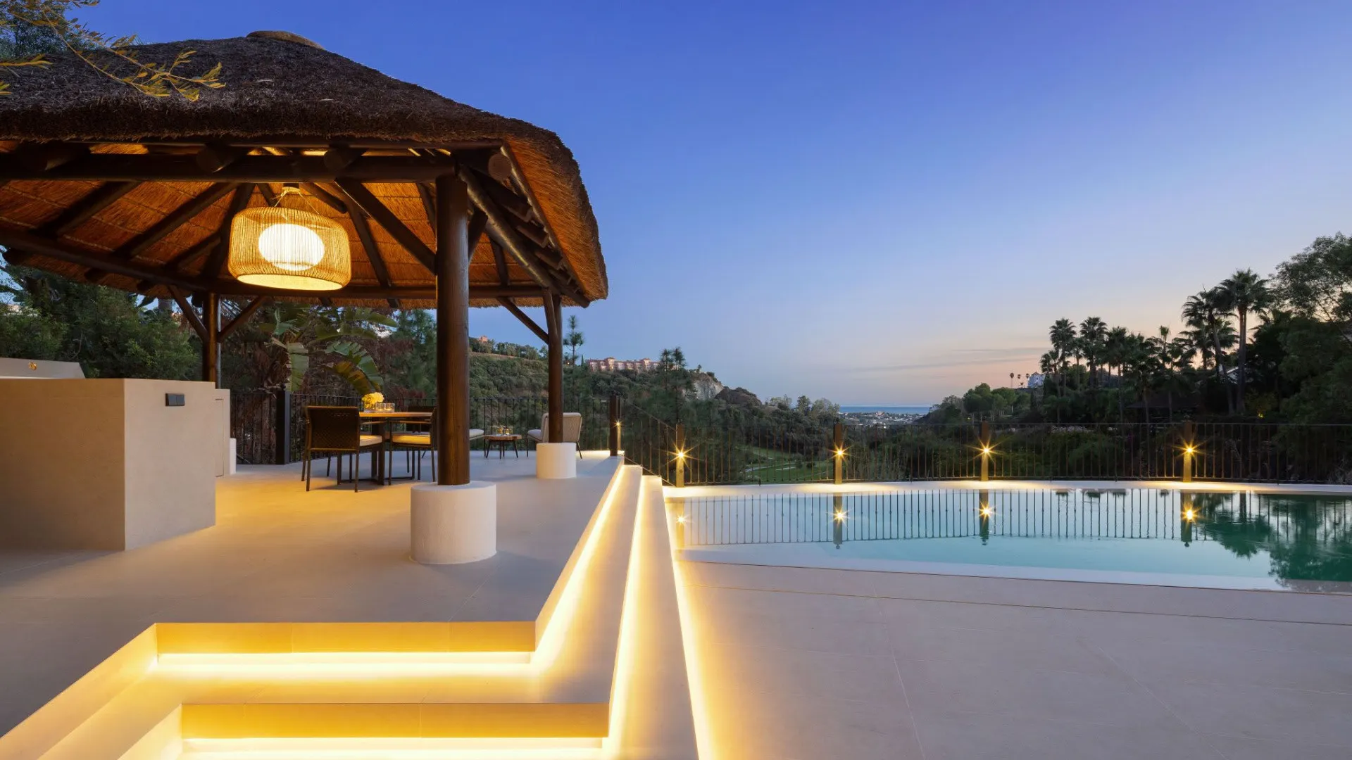 Villa de 5 dormitorios en venta en Los Arqueros