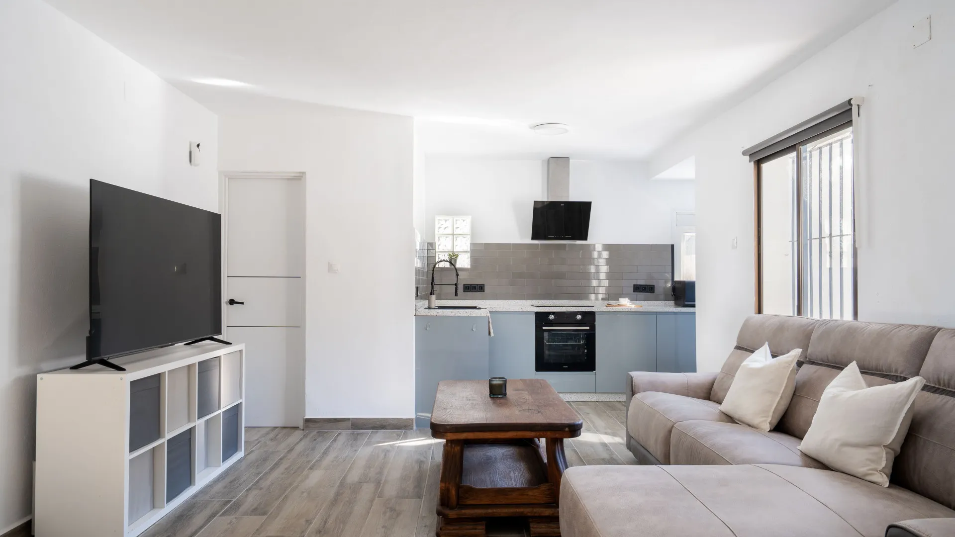 Cartama 2 bedrooms finca for sale