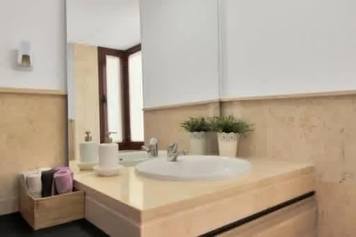 For sale Casares town house with 3 bedrooms