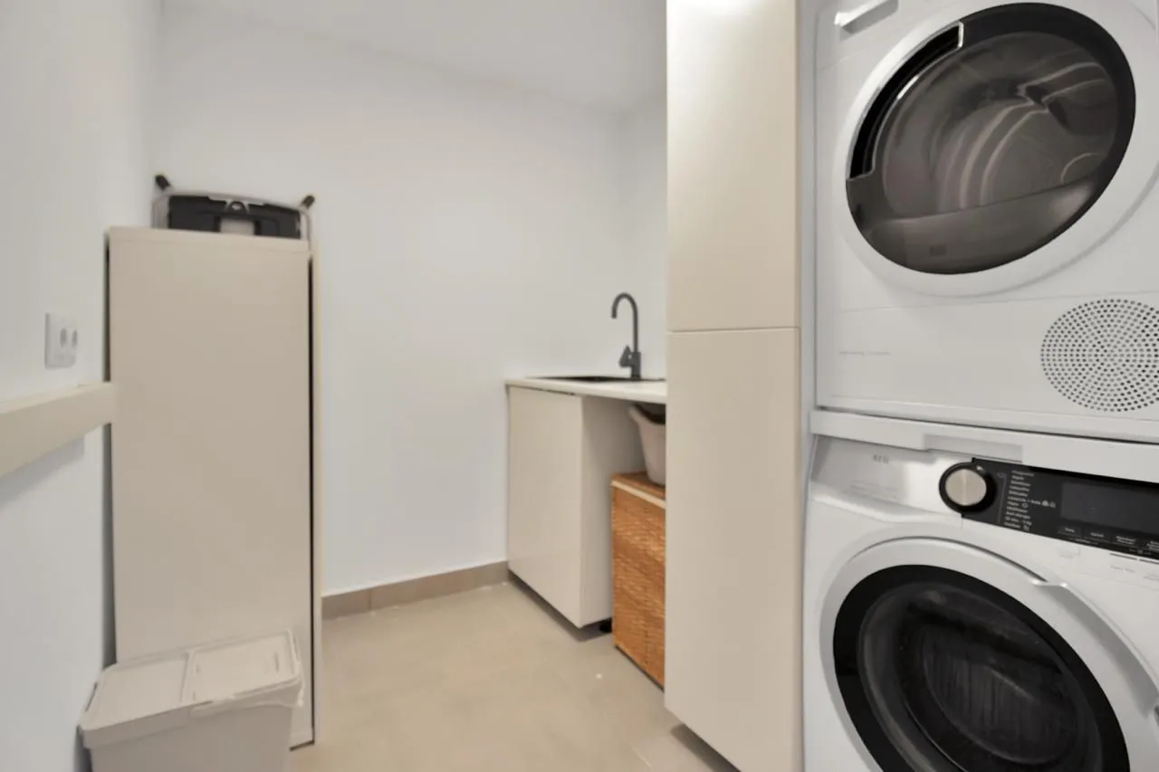 For sale Casares town house with 3 bedrooms