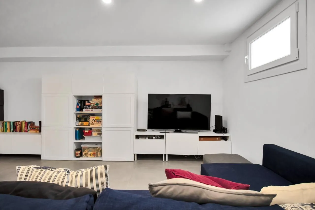 For sale Casares town house with 3 bedrooms