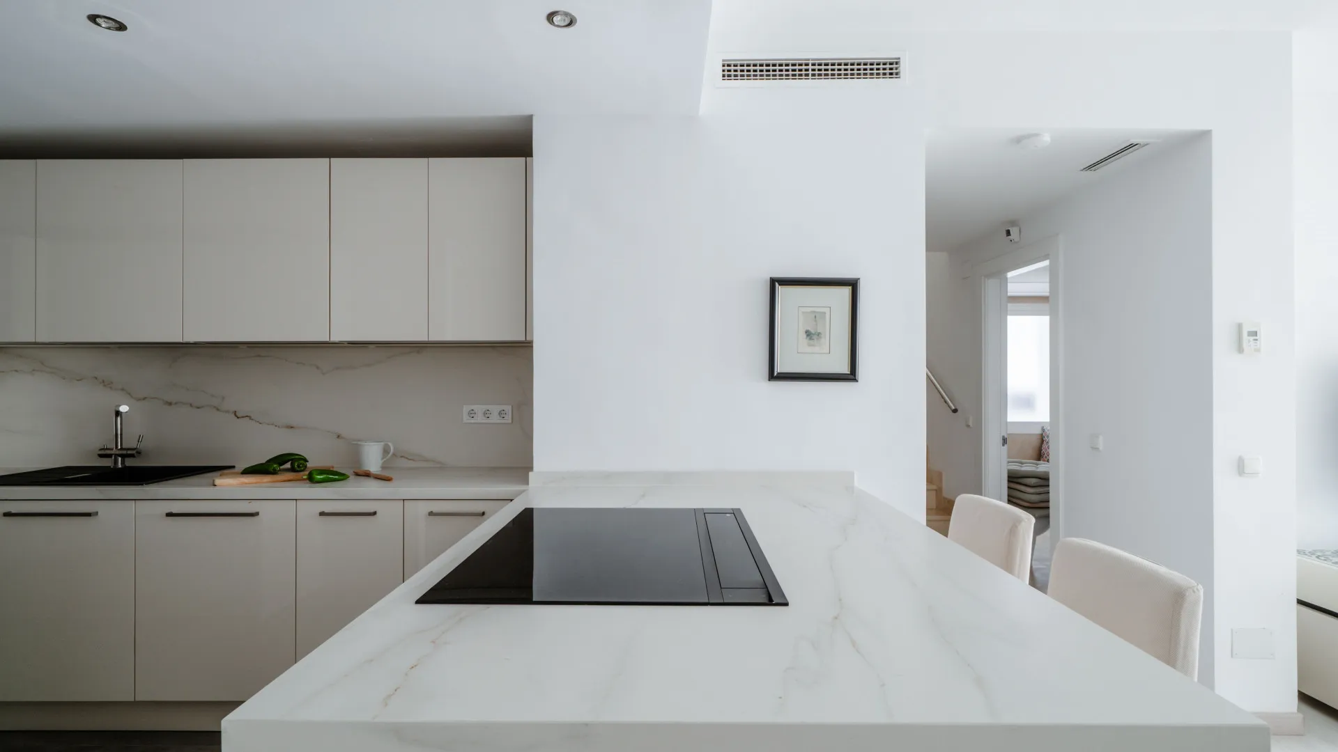 2 bedrooms Nueva Andalucia penthouse for sale