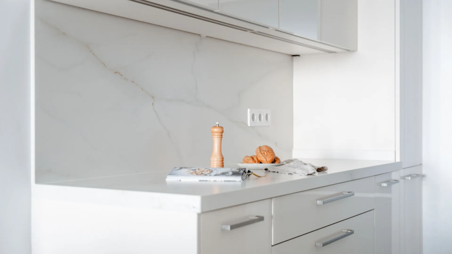 2 bedrooms Nueva Andalucia penthouse for sale