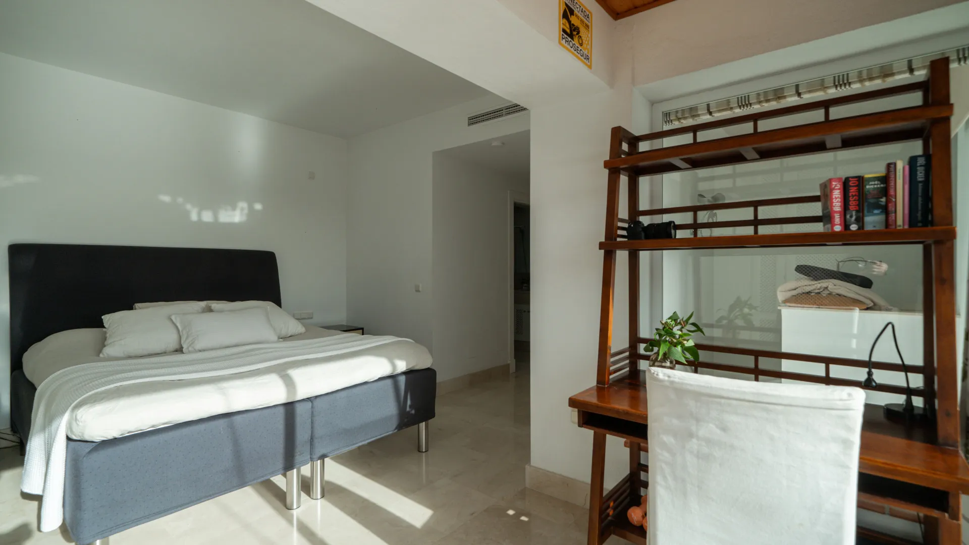 2 bedrooms Nueva Andalucia penthouse for sale