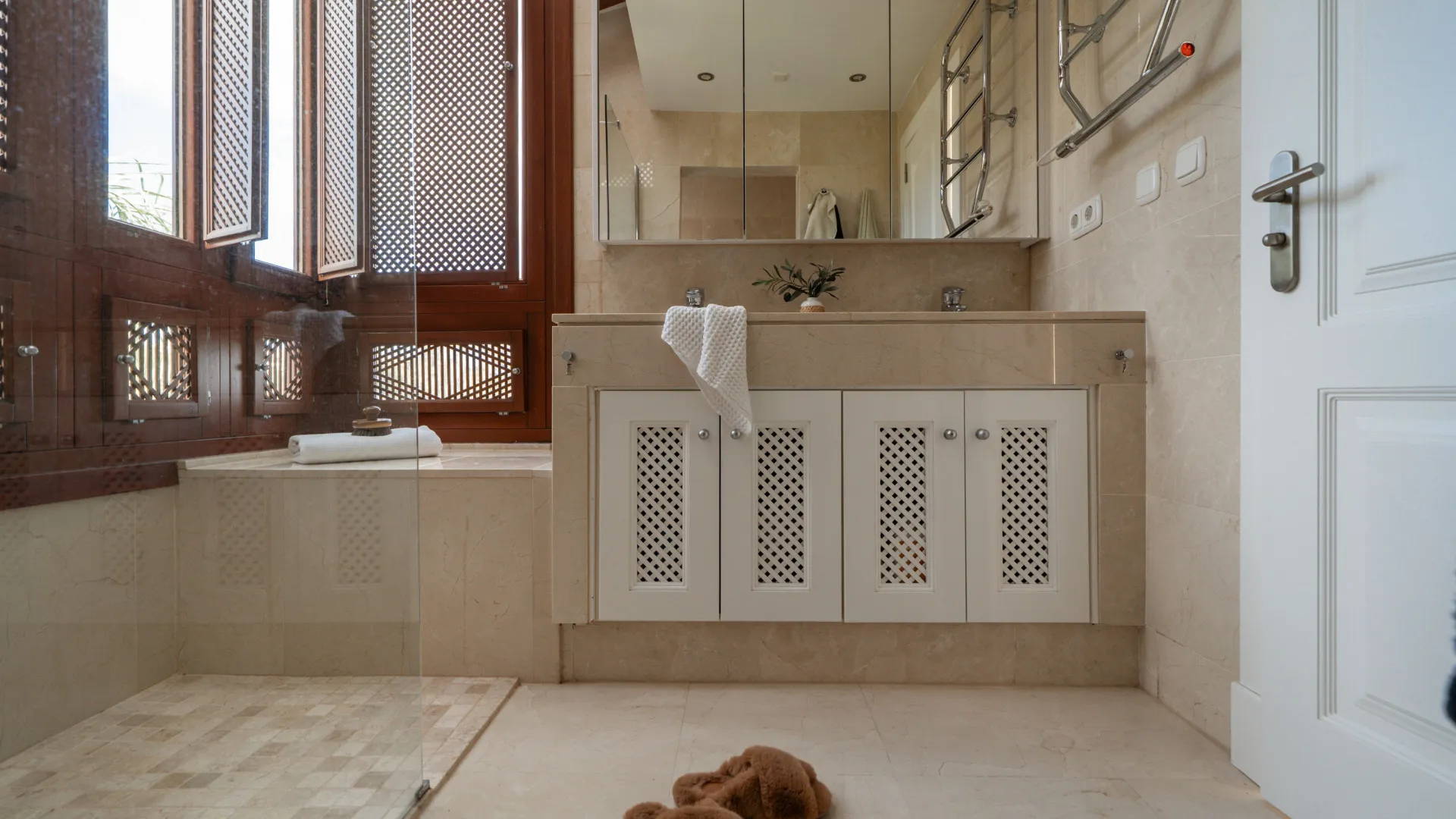 2 bedrooms Nueva Andalucia penthouse for sale