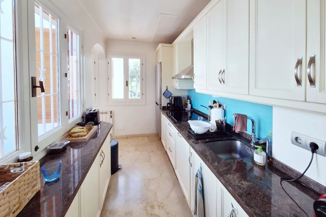 Ático en venta con 1 dormitorio en Nueva Andalucia